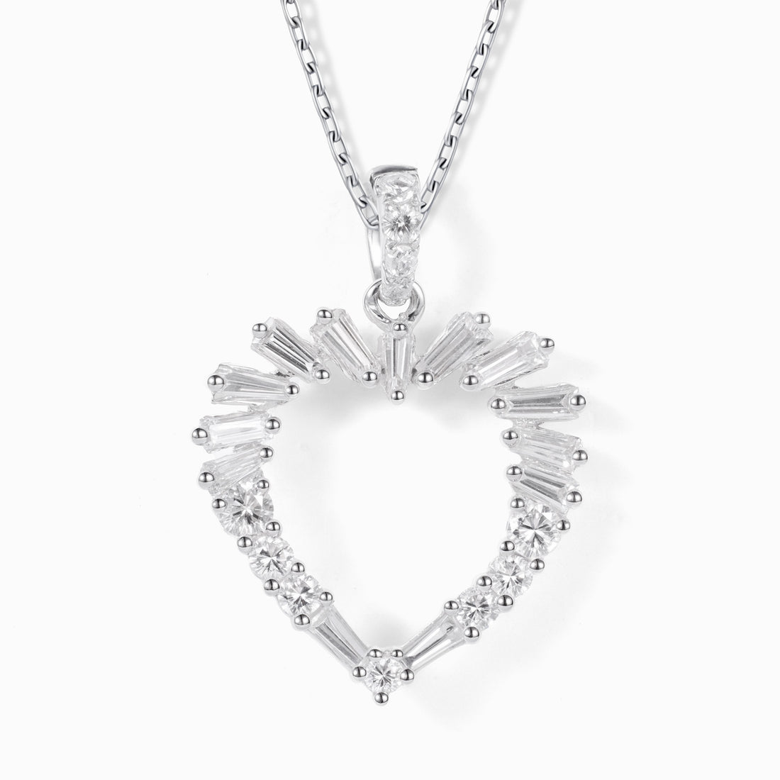 18K White Gold Heart Pendant with Natural Diamonds - JewelryAndStore