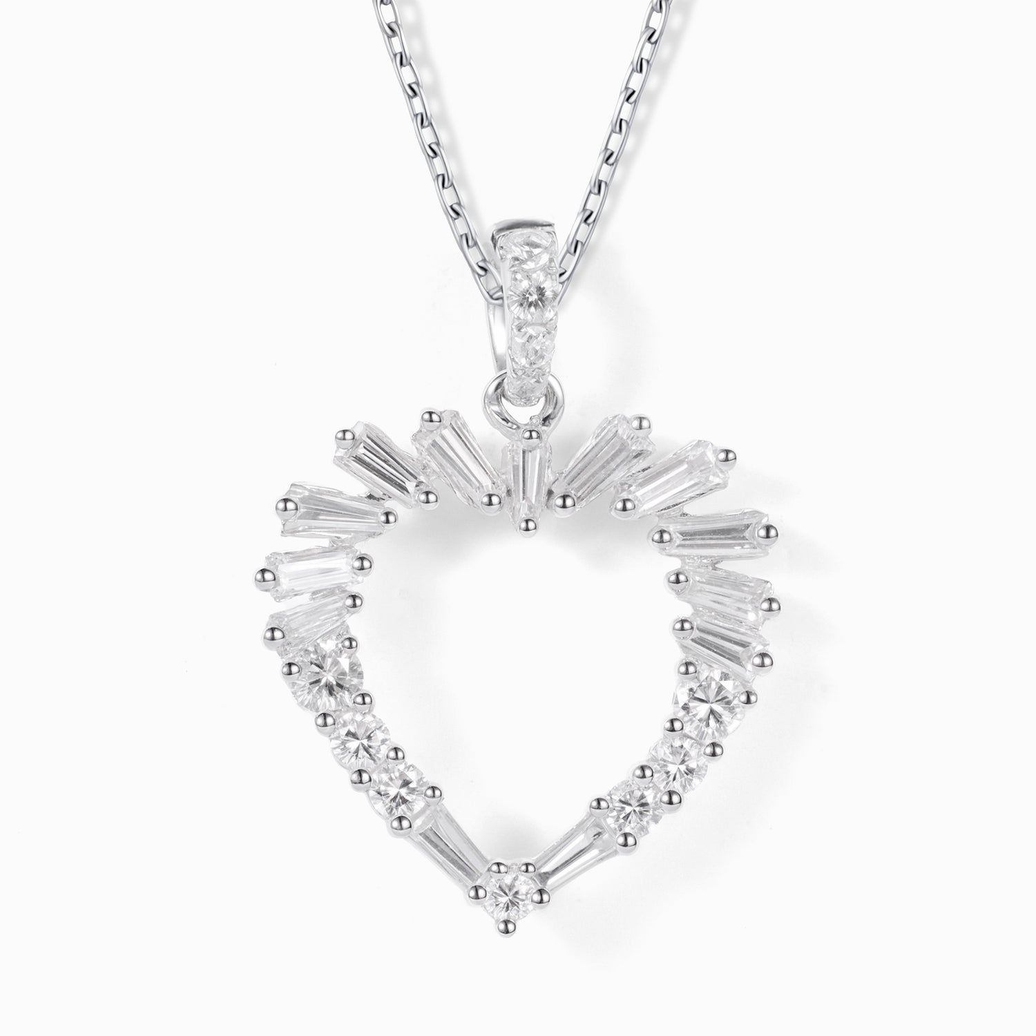 18K White Gold Heart Pendant with Natural Diamonds - JewelryAndStore