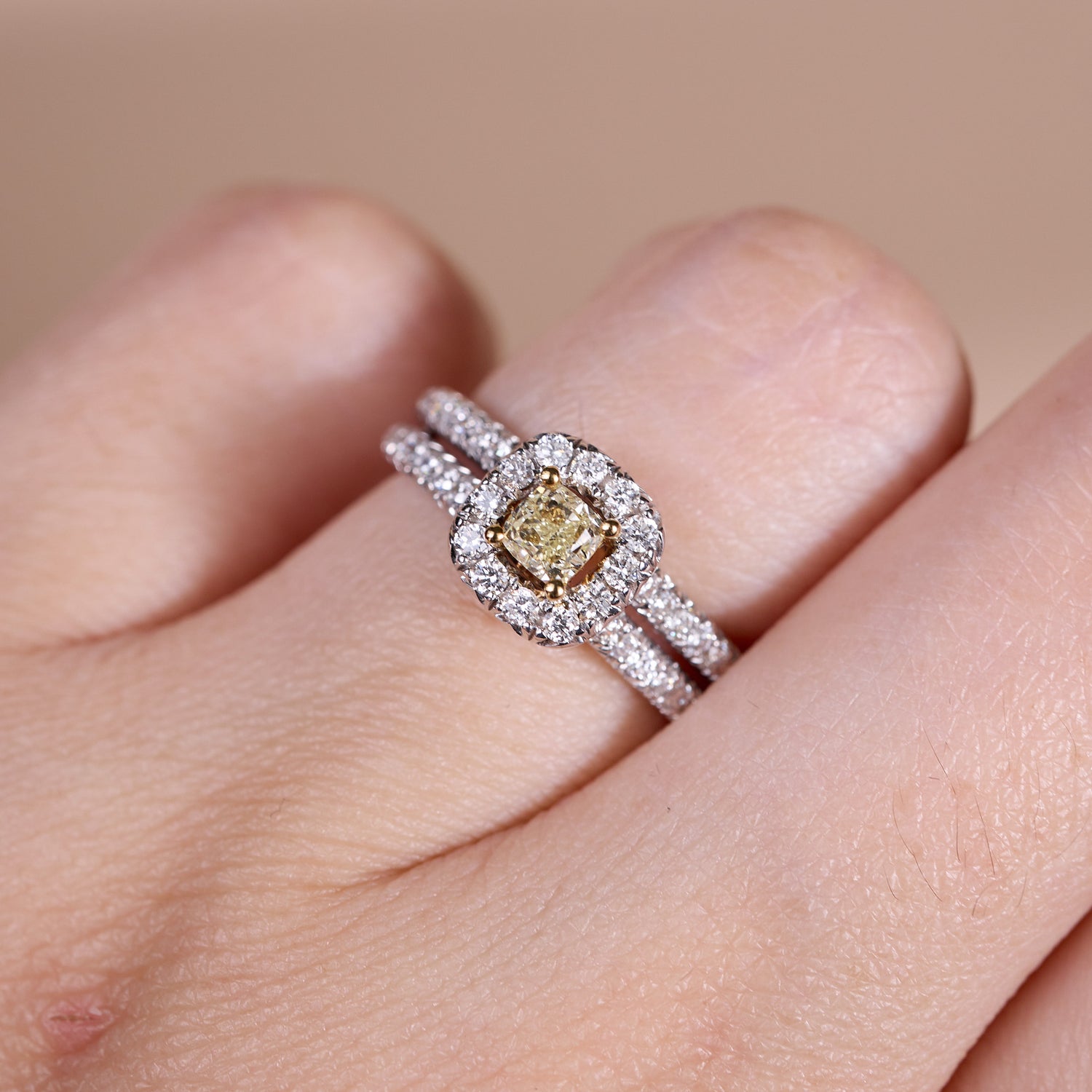 18K Gold Two - Tone Split Shank Ring with 0.31ct.tw. Natural Yellow Diamond - JewelryAndStore