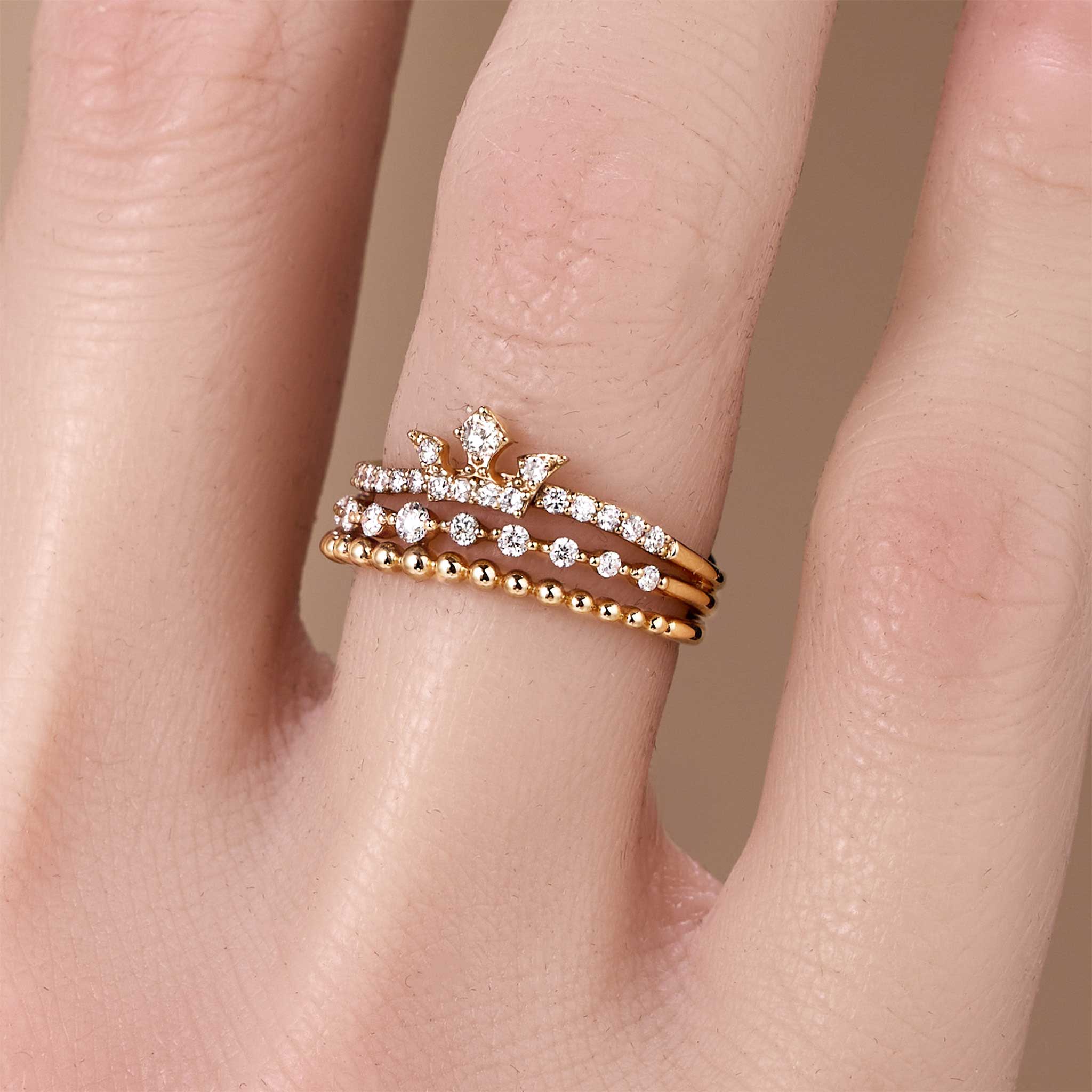 Natural Diamond Tiara Crown Ring in 18K Gold