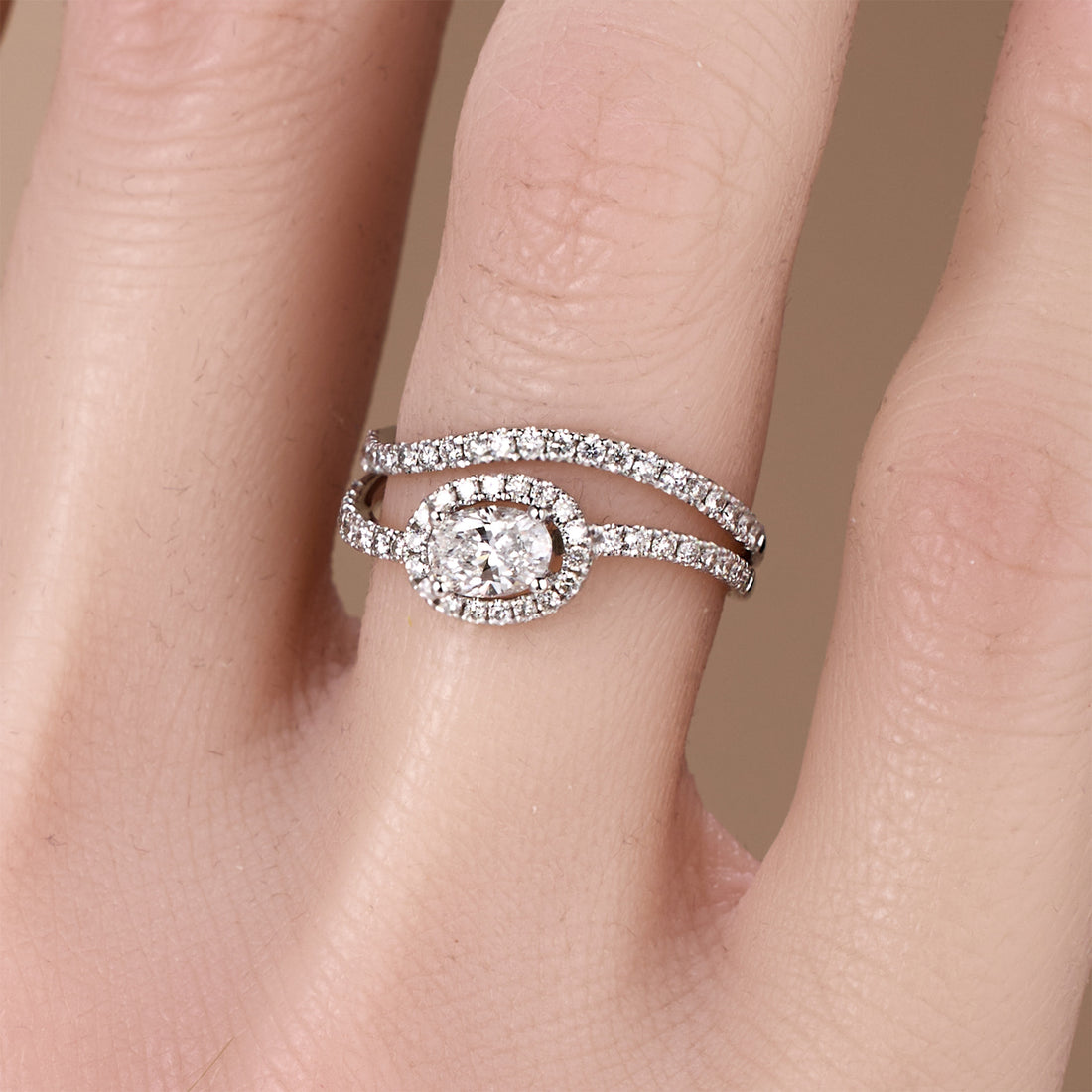 0.99ct.tw. Oval - Cut Diamond Engagement Ring in 18K White Gold - JewelryAndStore