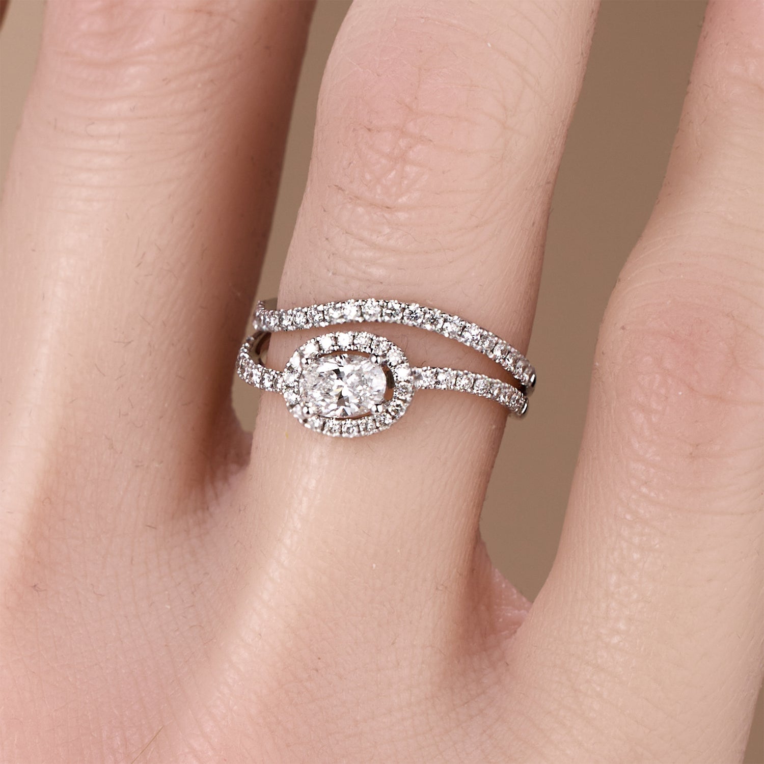 0.99ct.tw. Oval - Cut Diamond Engagement Ring in 18K White Gold - JewelryAndStore