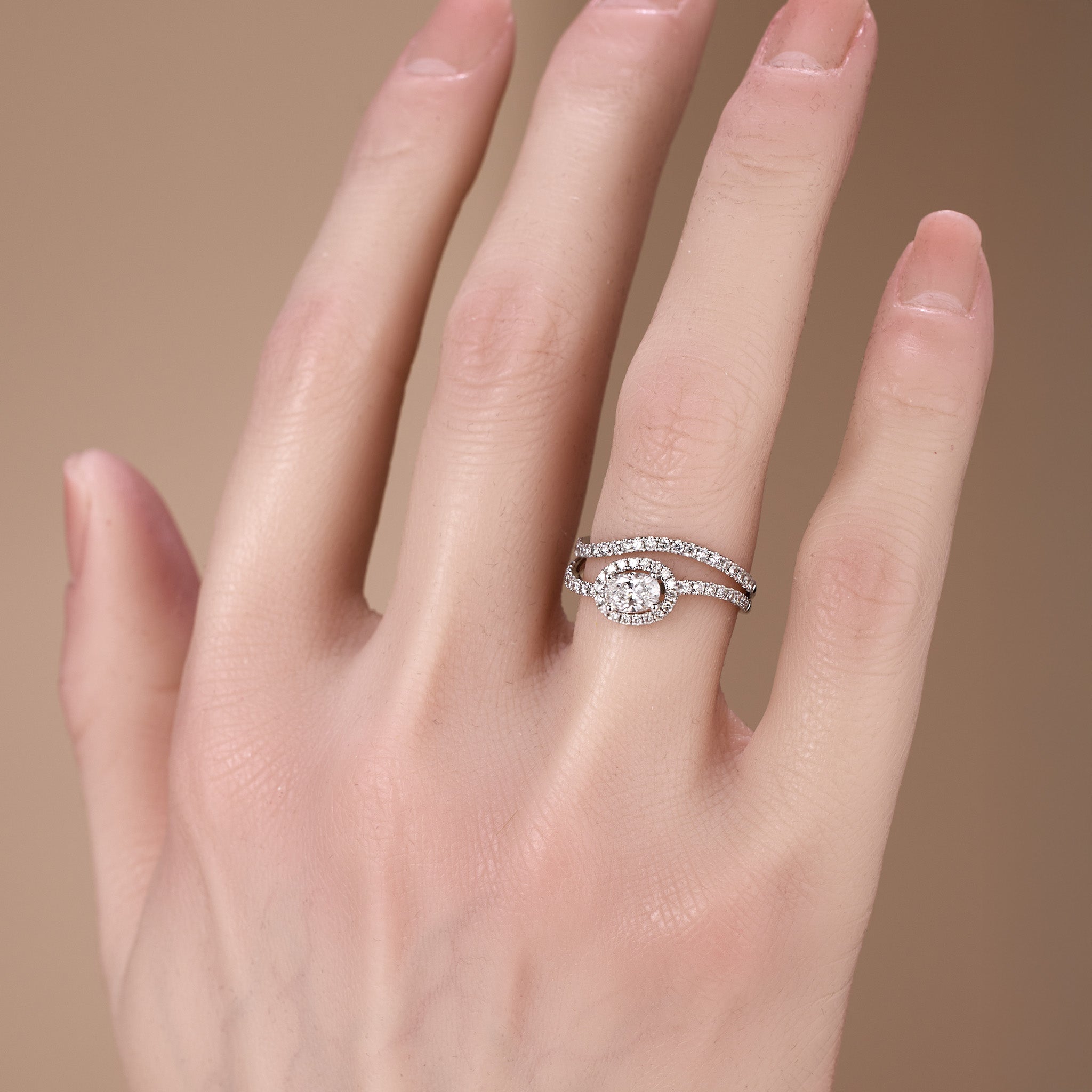 0.99ct.tw. Oval-Cut Diamond Engagement Ring in 18K White Gold