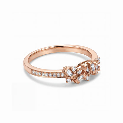Modern Diamond Cluster Ring in 18K Rose Gold - JewelryAndStore