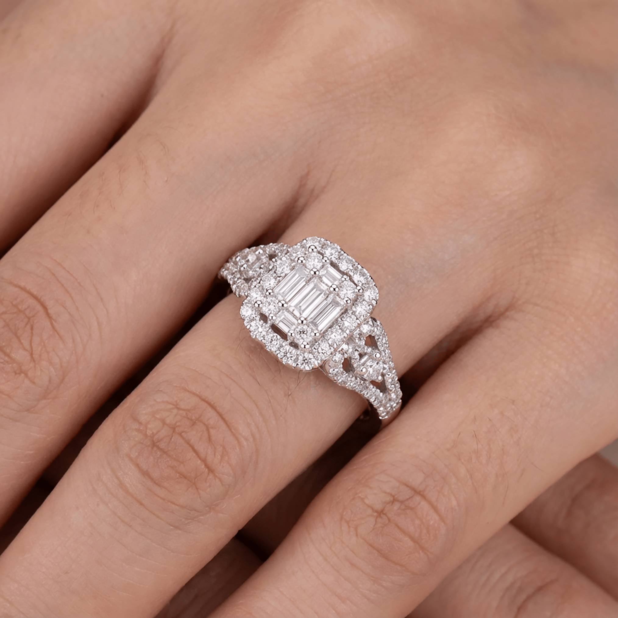 0.83ct Natural Diamond Ring in 18K White Gold - JewelryAndStore