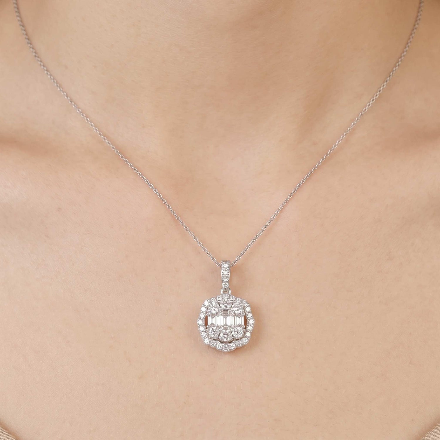 1.43ct Natural Diamond Floral Illusion Pendant in 18K Gold - JewelryandStore