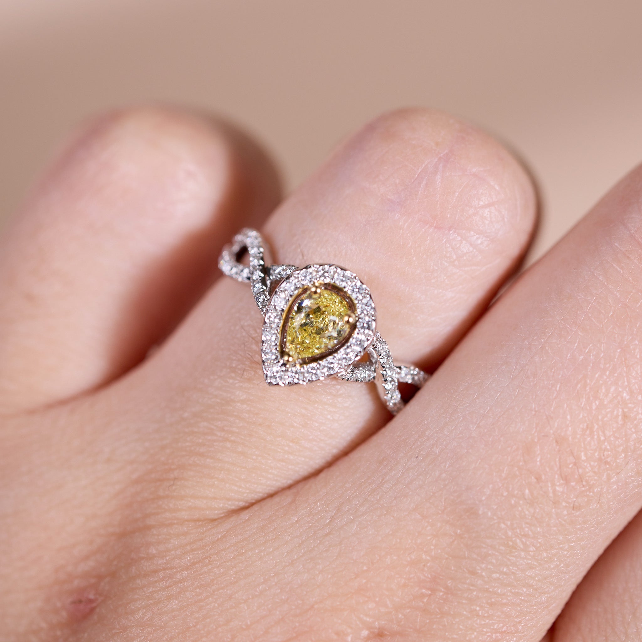 18K Gold Two - Tone Split Shank Ring with 0.42ct.tw. Natural Yellow Diamond - JewelryAndStore