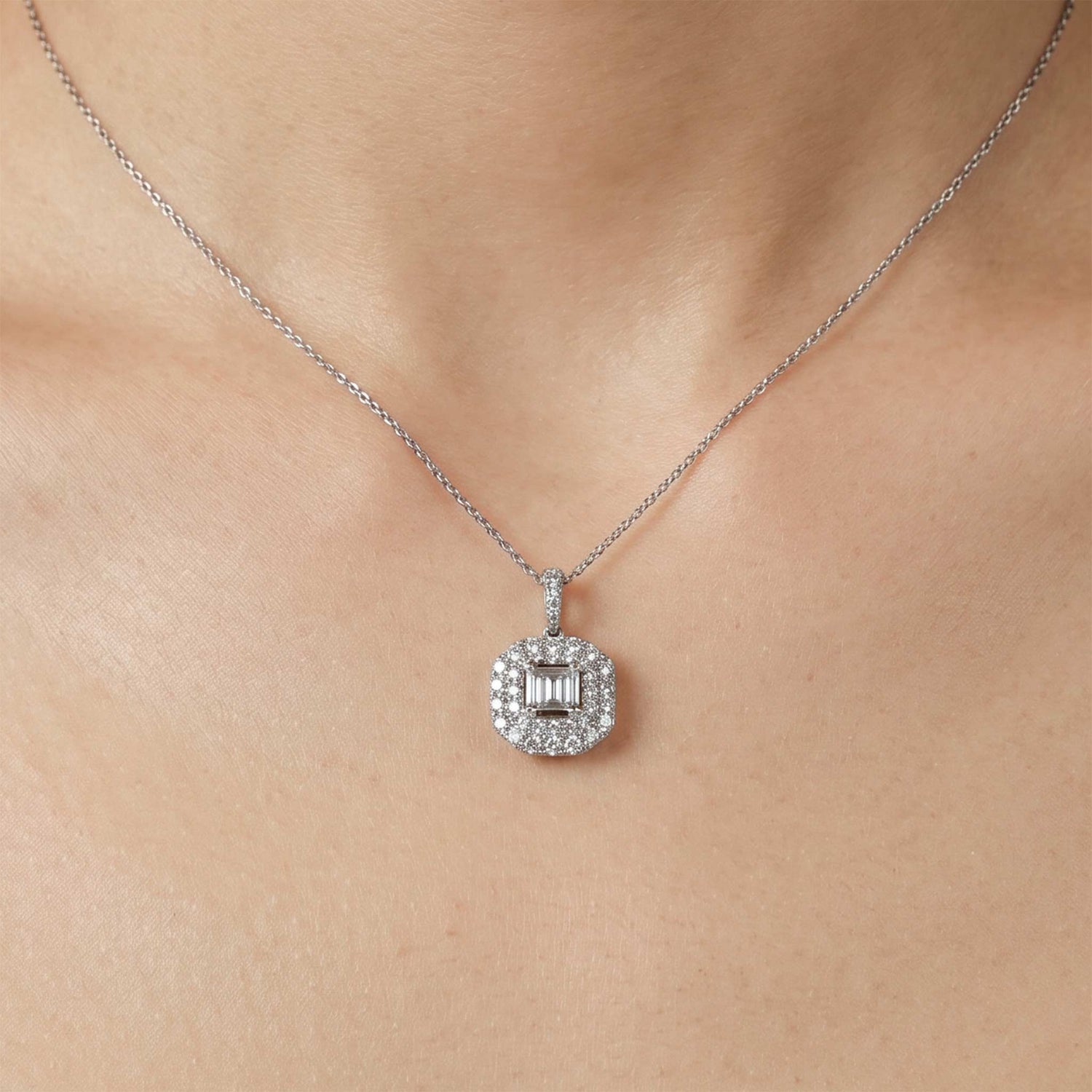 0.76ct Natural Diamond Baguette Illusion Pendant in 18K Gold - JewelryandStore