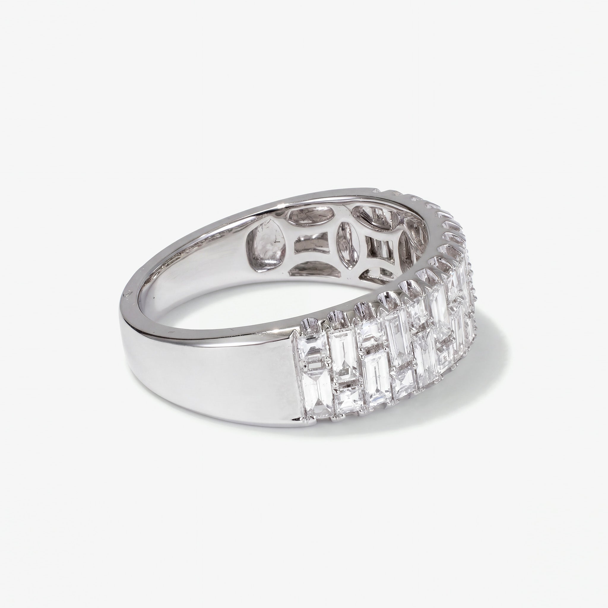 1.04ct Natural Diamond Mosaic Illusion Band Ring in 18K White Gold - JewelryAndStore