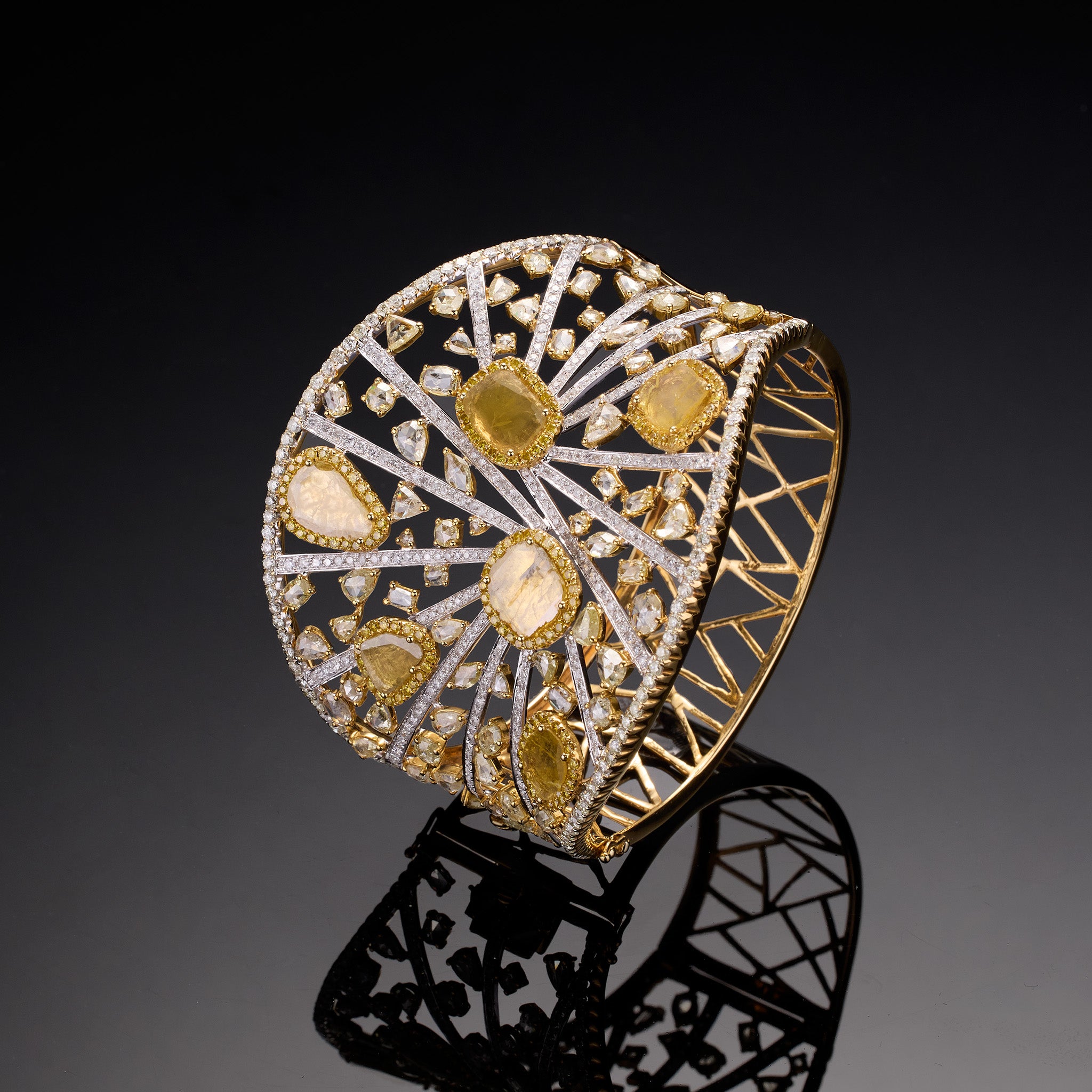18K Yellow Gold Bangle with Natural Yellow Diamonds &amp; Slice Diamonds - Jewelry And Store