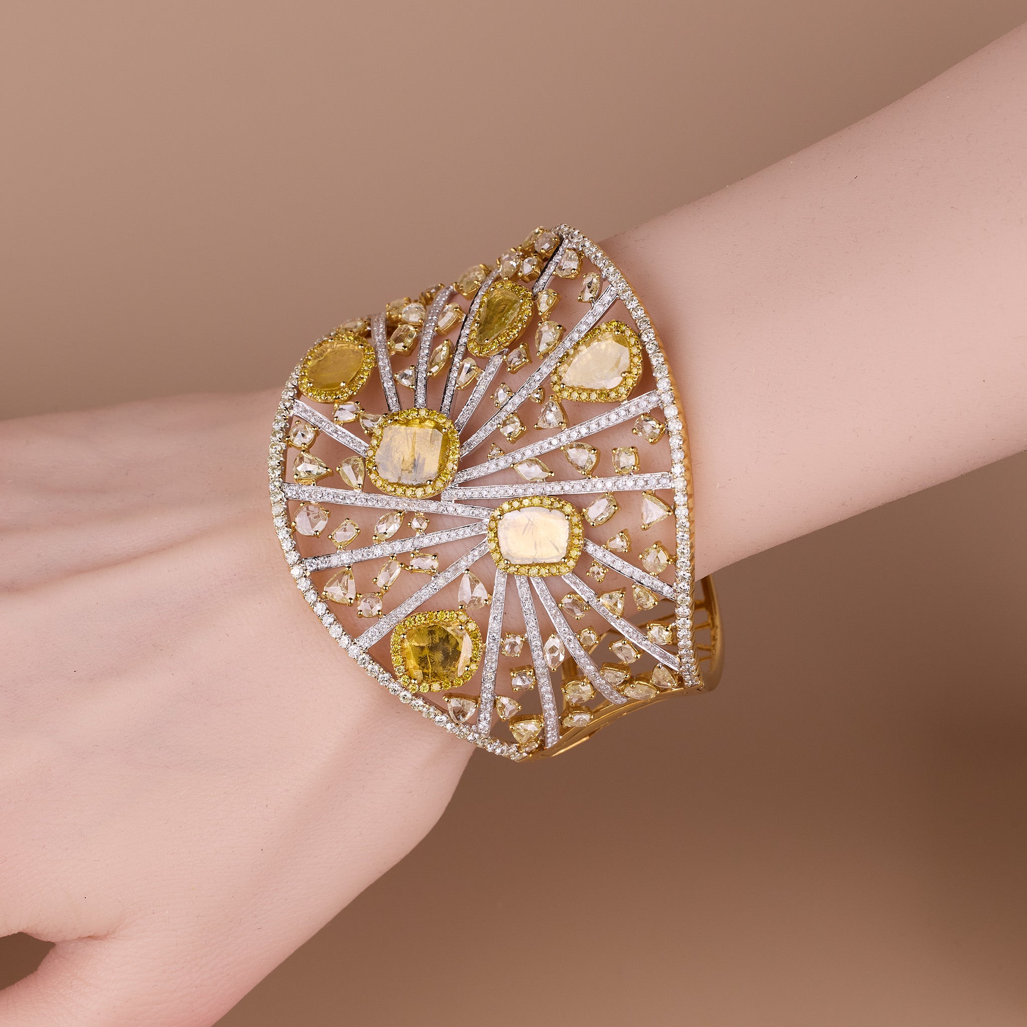 18K Yellow Gold Bangle with Natural Yellow Diamonds &amp; Slice Diamonds - Jewelry And Store