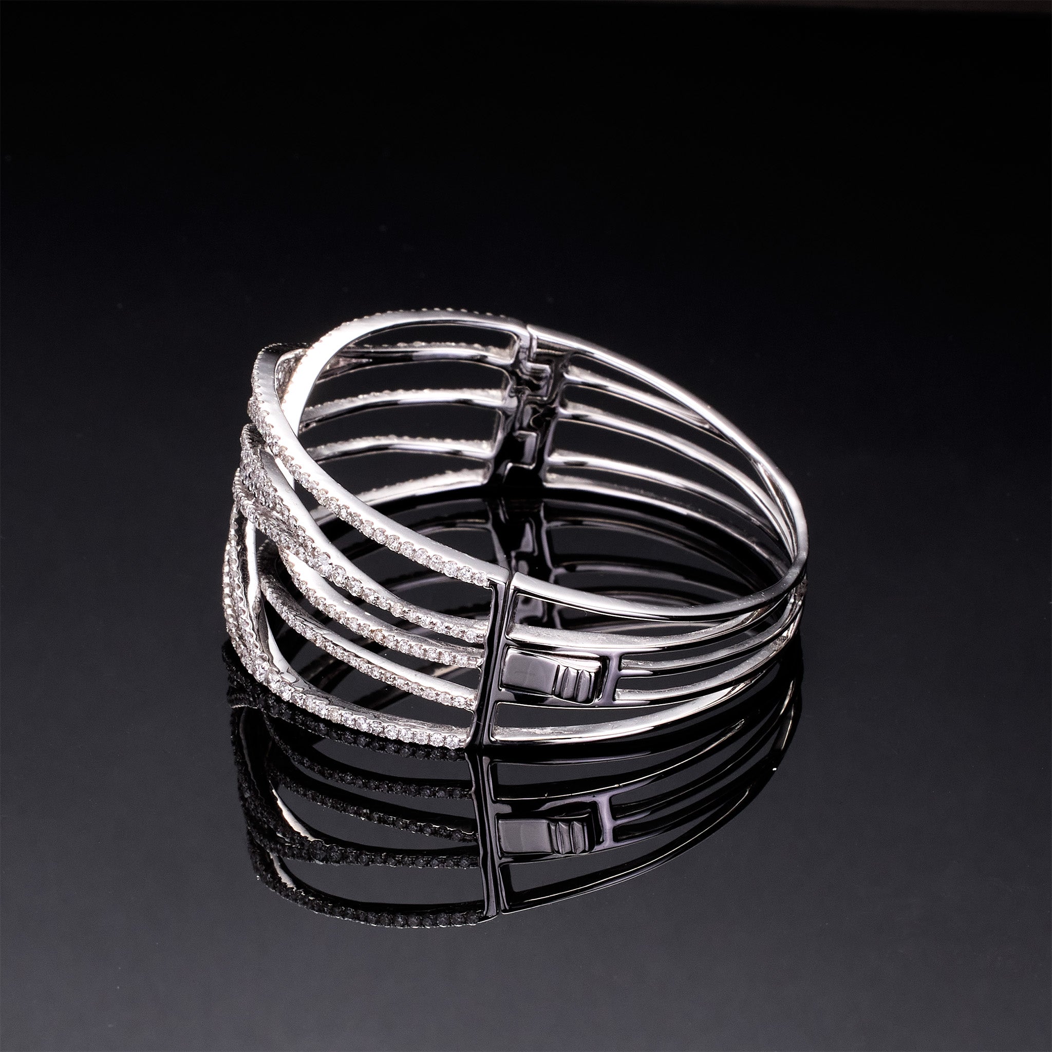 18K White Gold Natural Diamond Bangle - Jewelry And Store