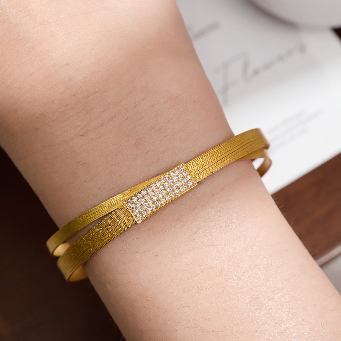 18K Gold Twist Band Cuff Diamond Bangle with Hand - hammered Texture - Jewelry And Store