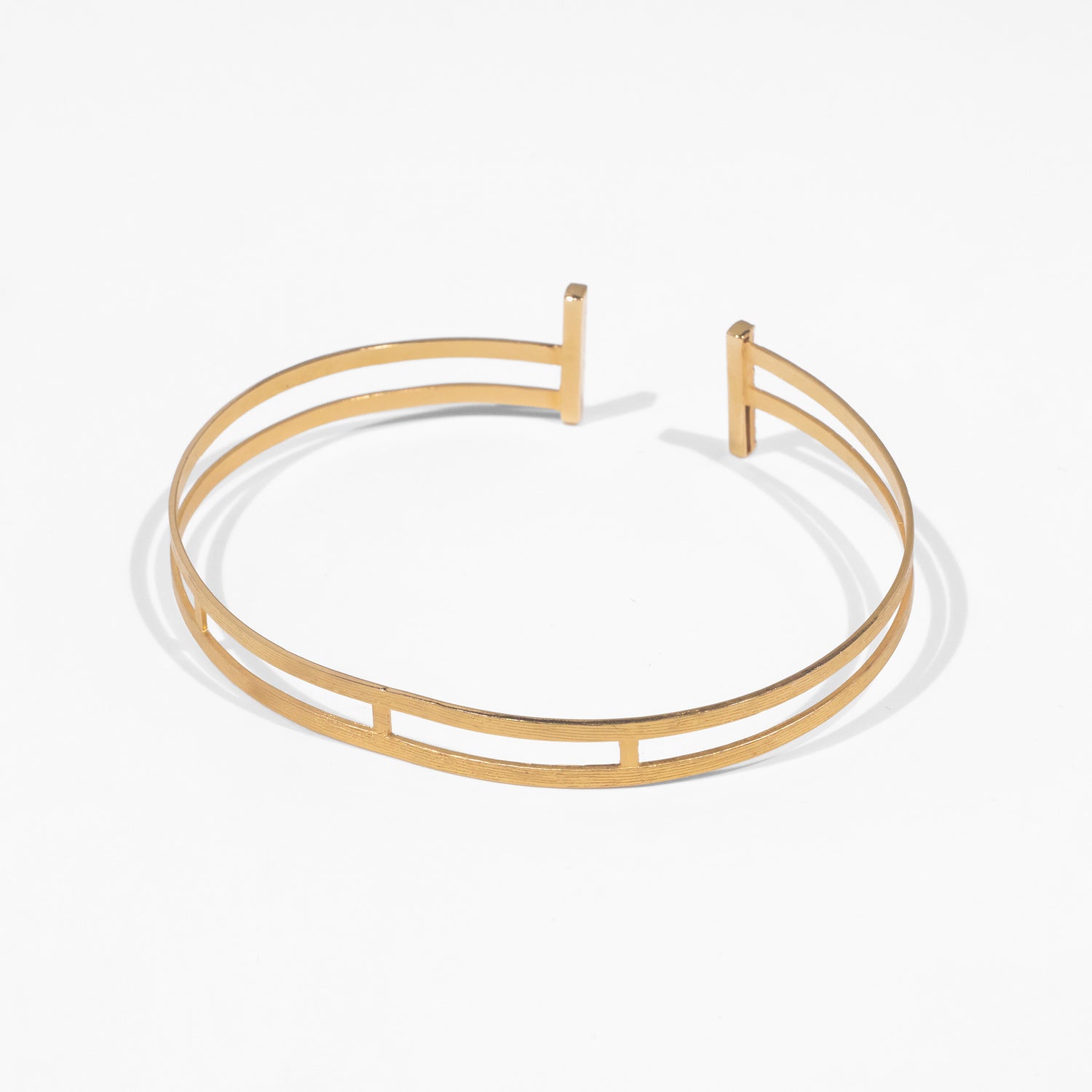 18K Gold Diamond Cuff Bangle with hand - hammered texture - Jewelry And Store