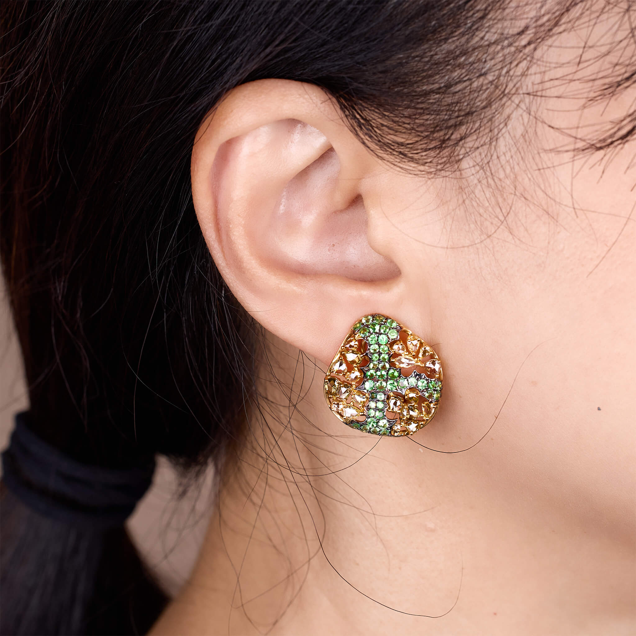 18K Gold Green Sapphire &amp; Diamond Earrings - Jewelry And Store