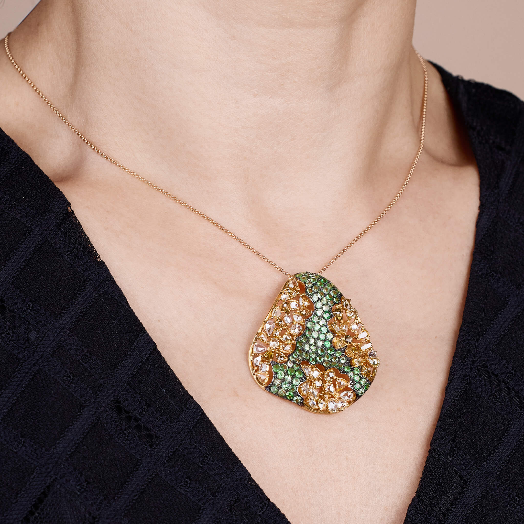 18K Gold Green Sapphire &amp; Diamond Pendant - Jewelry And Store