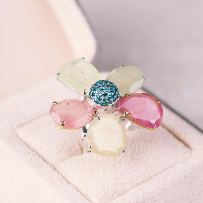 18K Gold Diamond and Slice Sapphire Flower Ring - Jewelry And Store