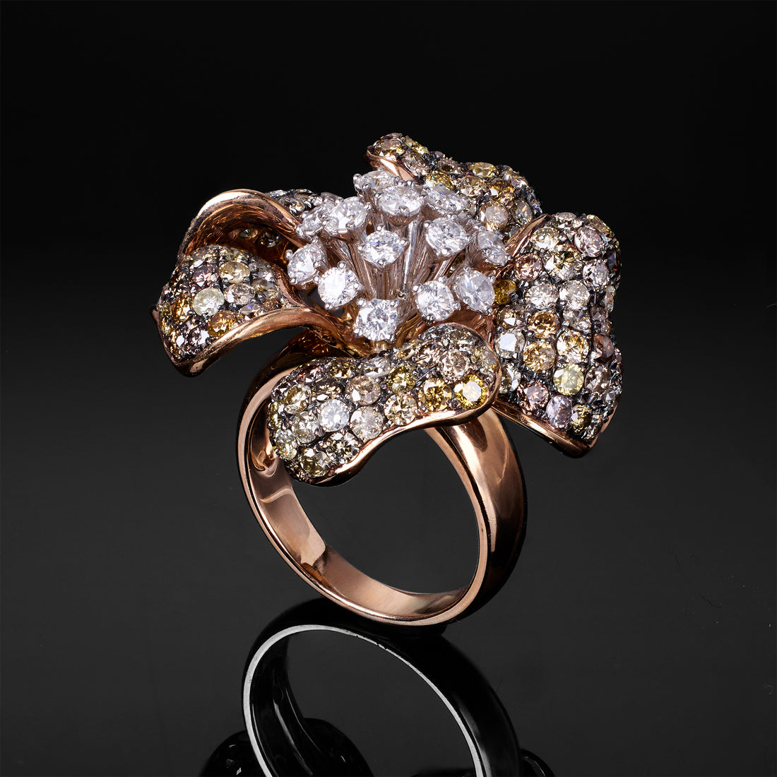 18K Gold Flower Ring with Natural Diamonds - Jewelry And Store
