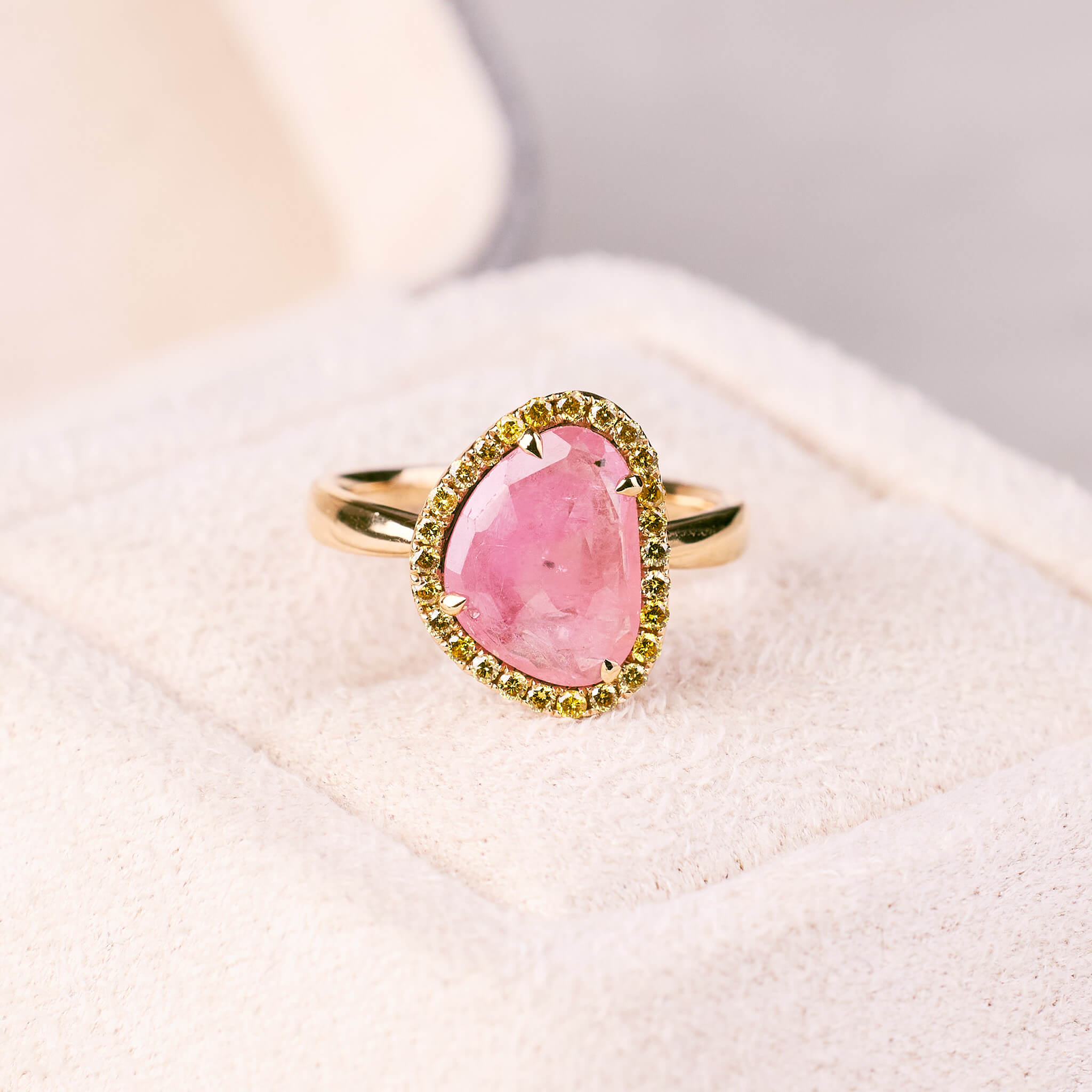 18K Rose Gold Slice Sapphire Ring - Jewelry And Store
