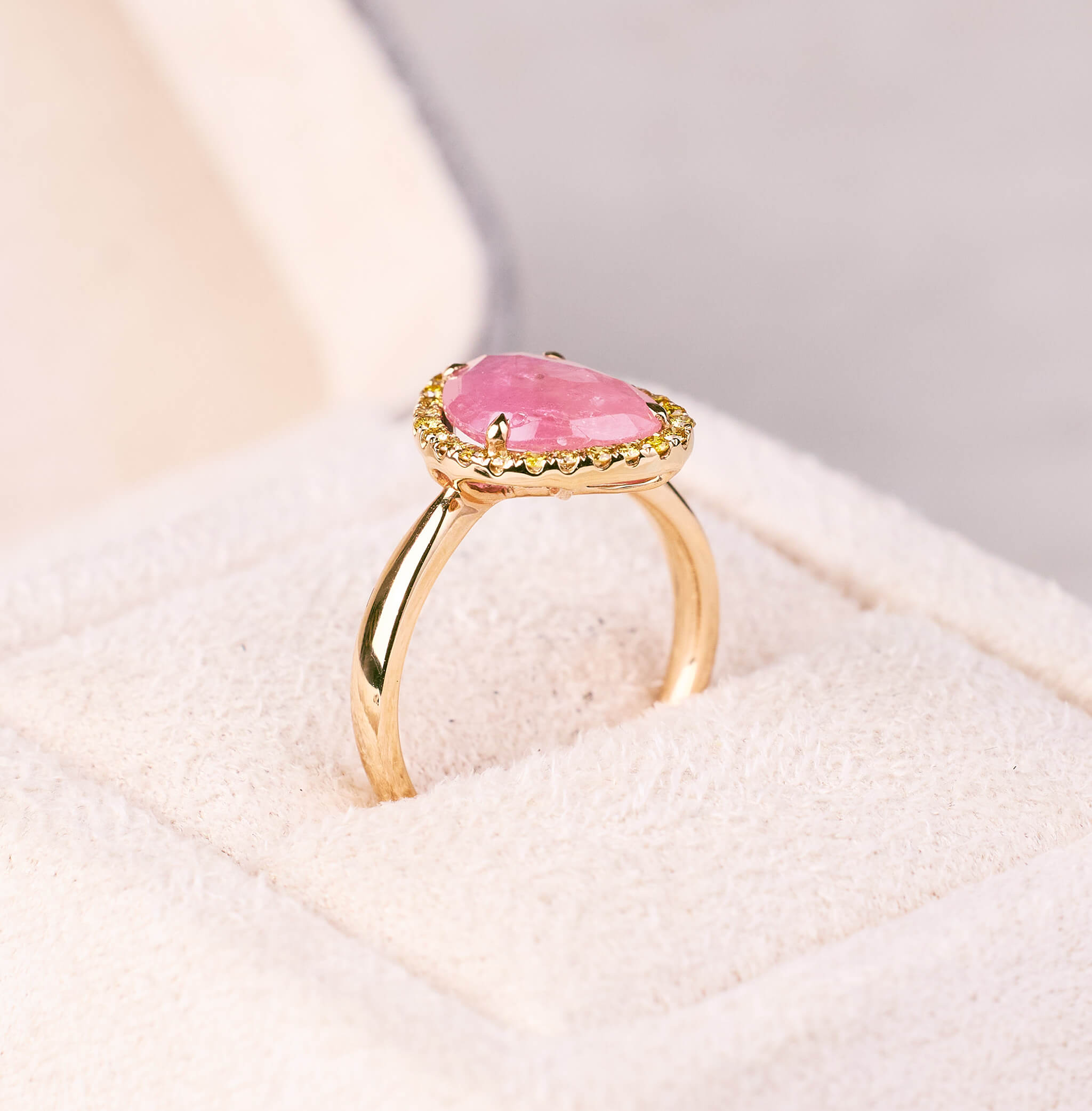 18K Rose Gold Slice Sapphire Ring - Jewelry And Store