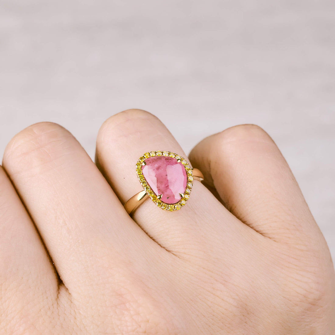 18K Rose Gold Slice Sapphire Ring