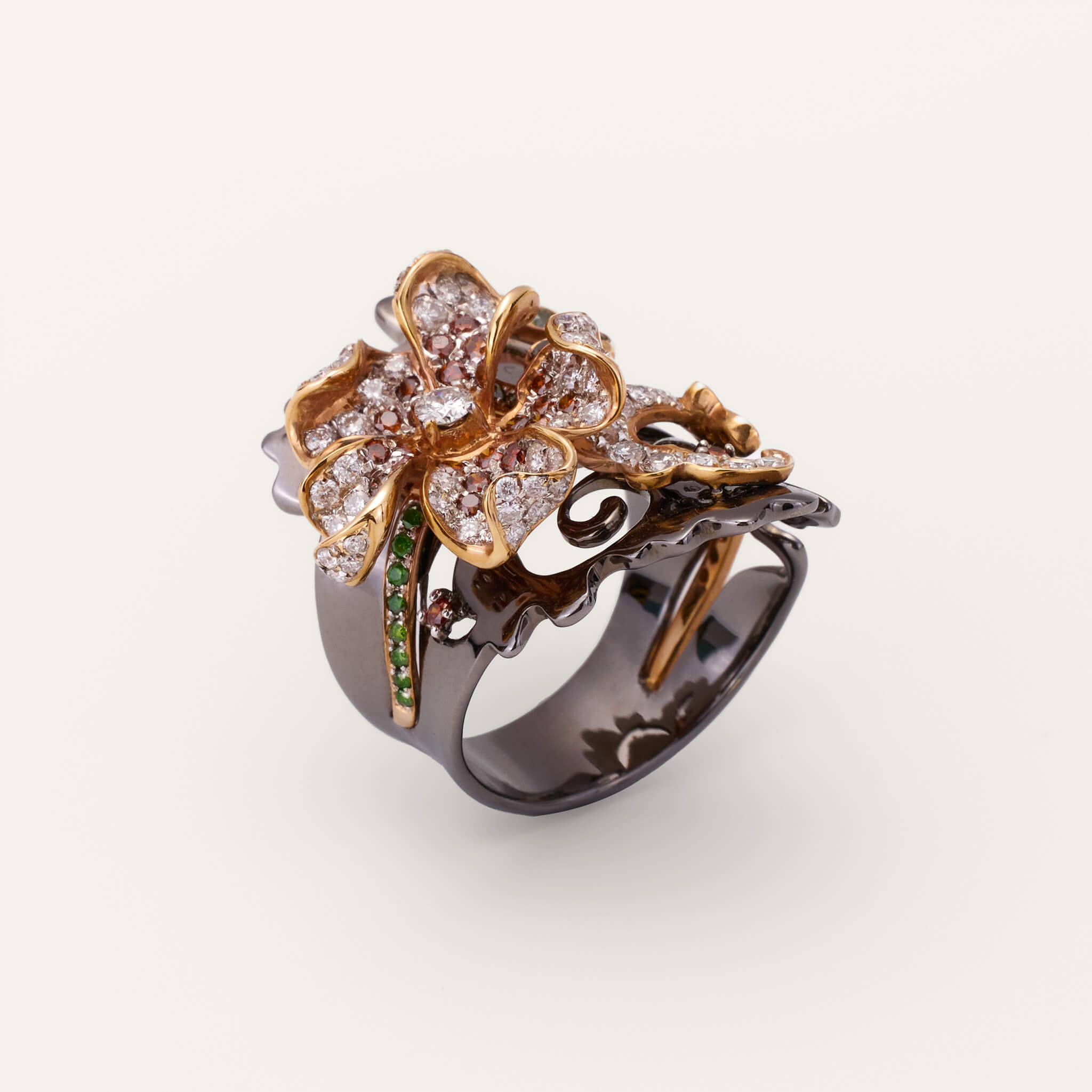 18K Black Gold Flower Diamond Ring - Jewelry And Store