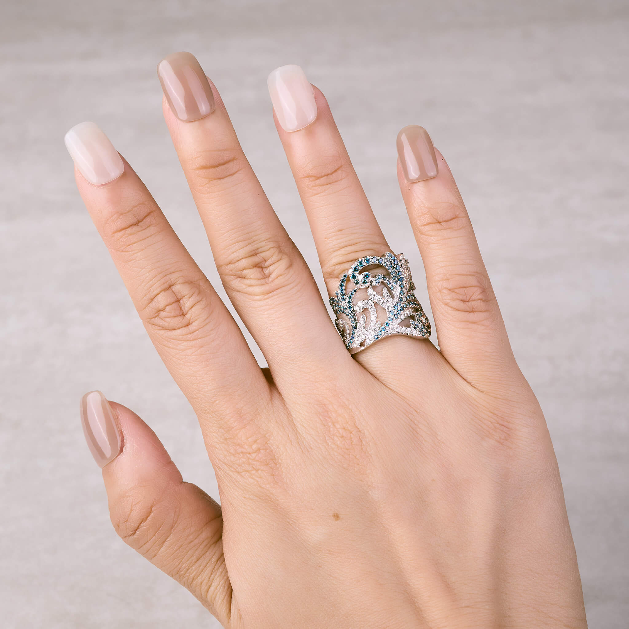 18K Gold Blue Diamond Filigree Ring - Jewelry And Store