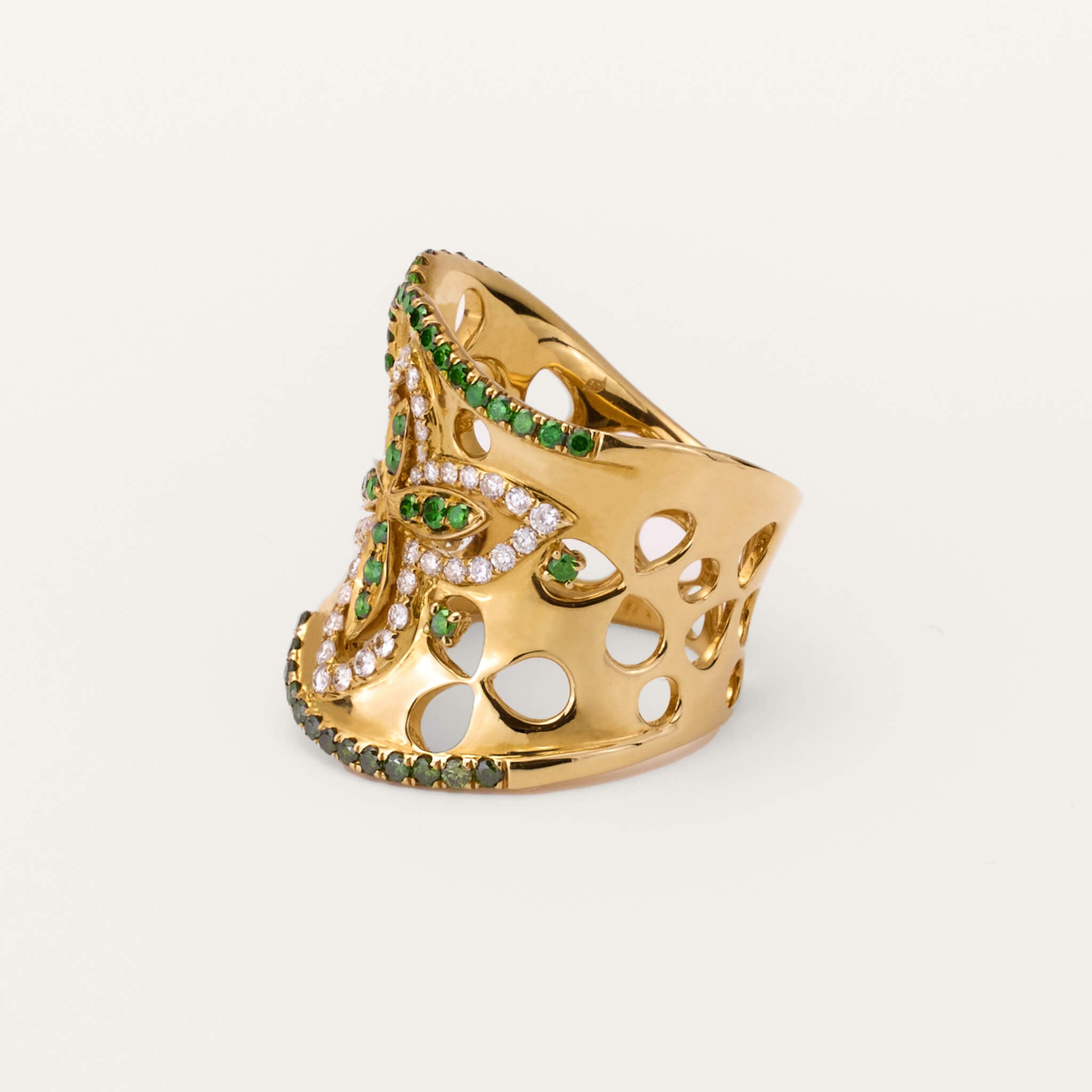 18K Yellow Gold Diamond Clover Ring - Jewelry And Store