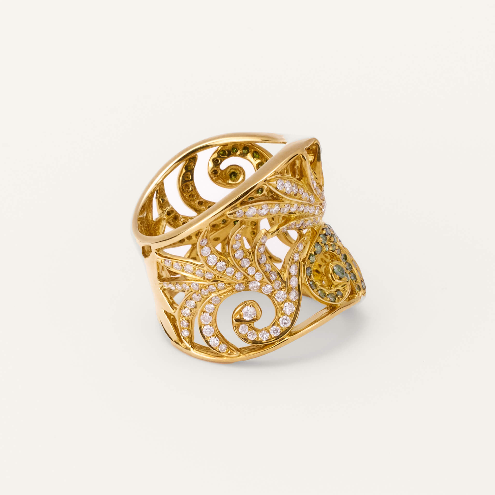 18K Gold Swirl Diamond Ring - Jewelry And Store