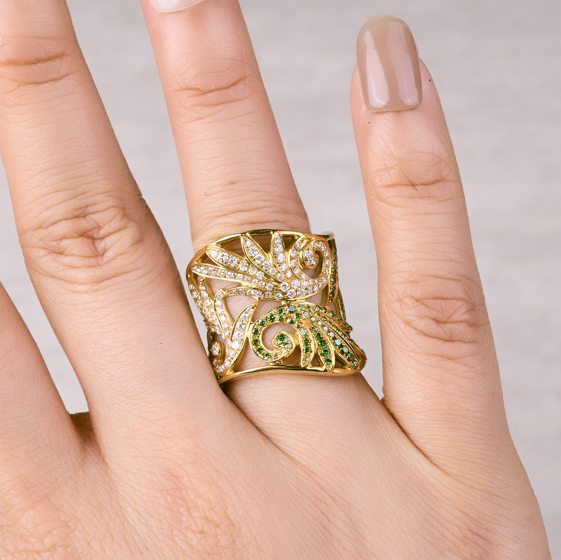 18K Gold Swirl Diamond Ring - Jewelry And Store