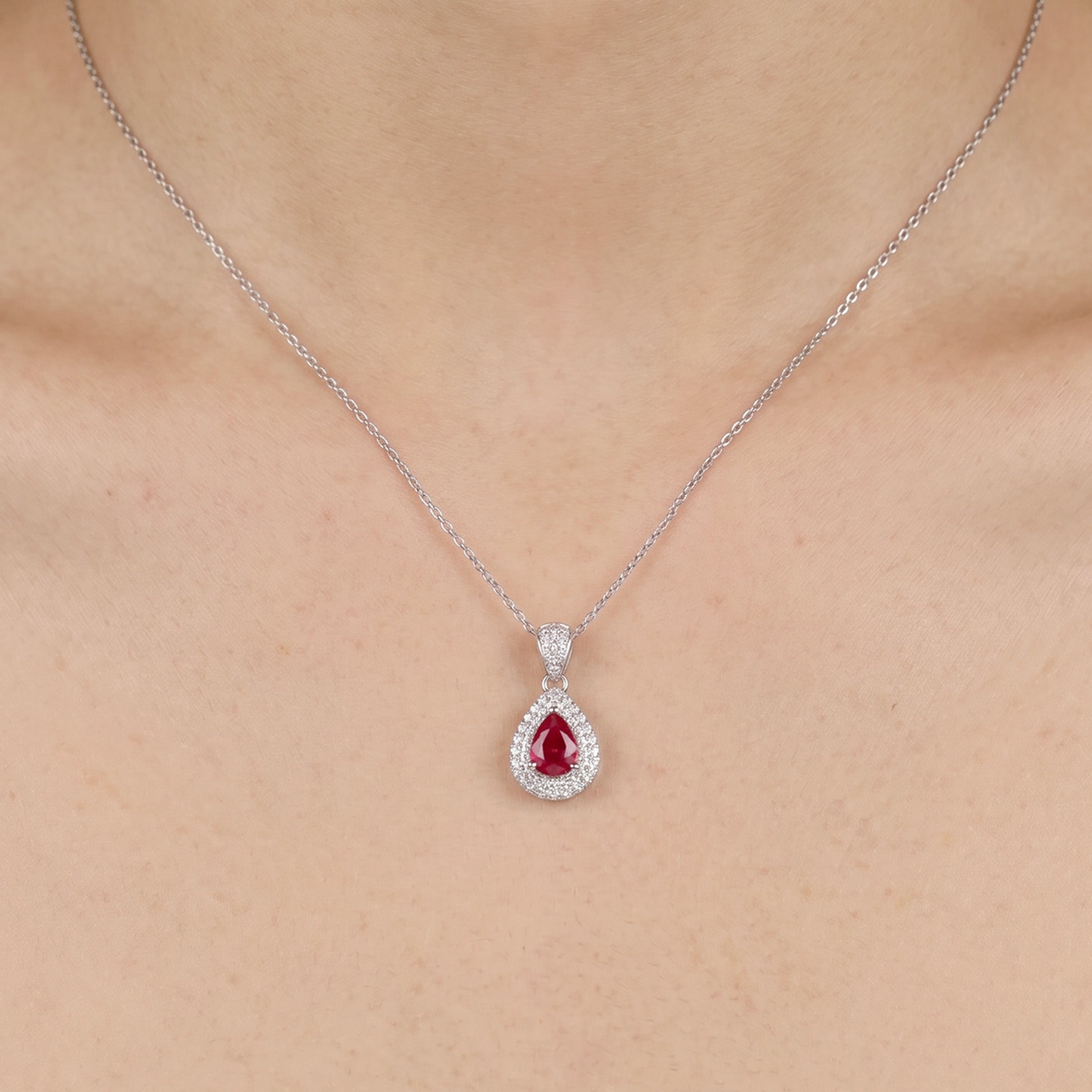 18K White Gold Pear-Shaped Diamond Pendant with 0.95ct Natural Ruby - JewelryAndStore