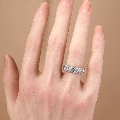 18K White Gold Diamond Band with 1.20ct.tw. Natural Diamonds