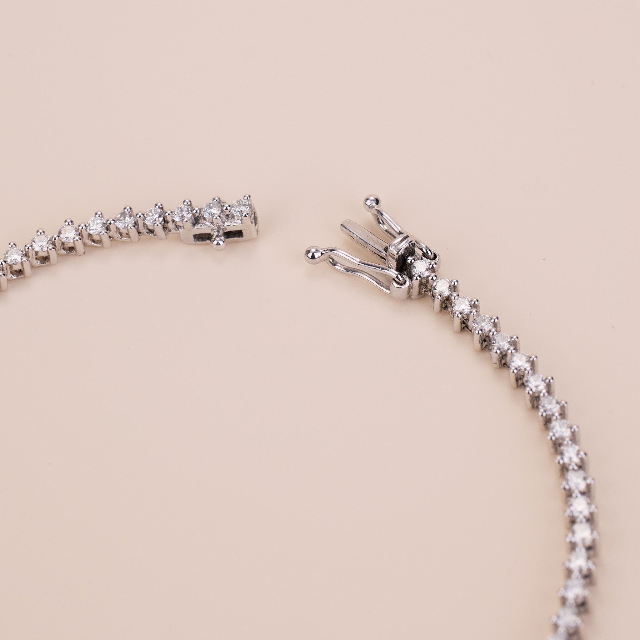1.12ct.tw. Diamond Bracelet in 18K Gold - Jewelry And Store