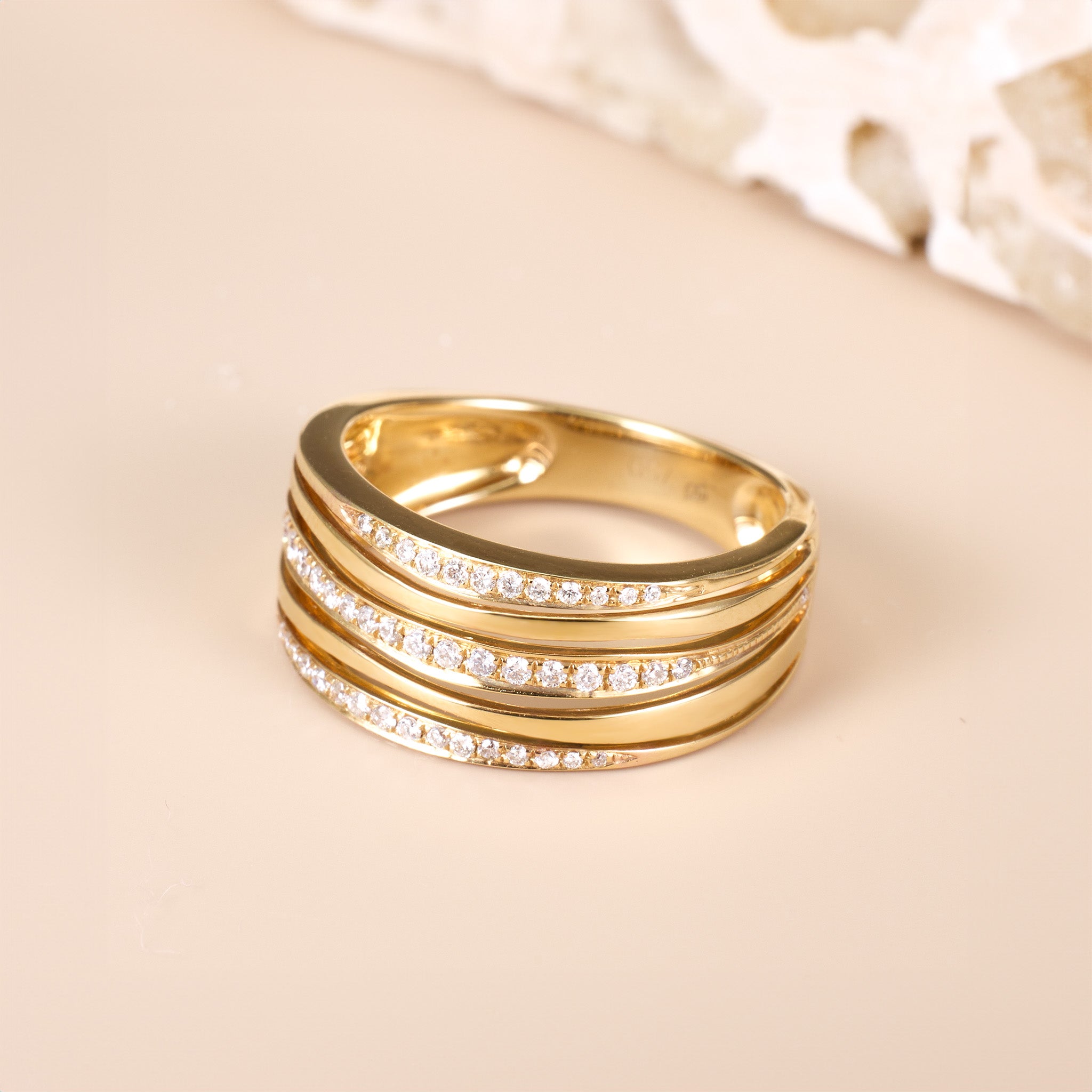 18K Gold Starry Diamond Statement Ring - JewelryAndStore