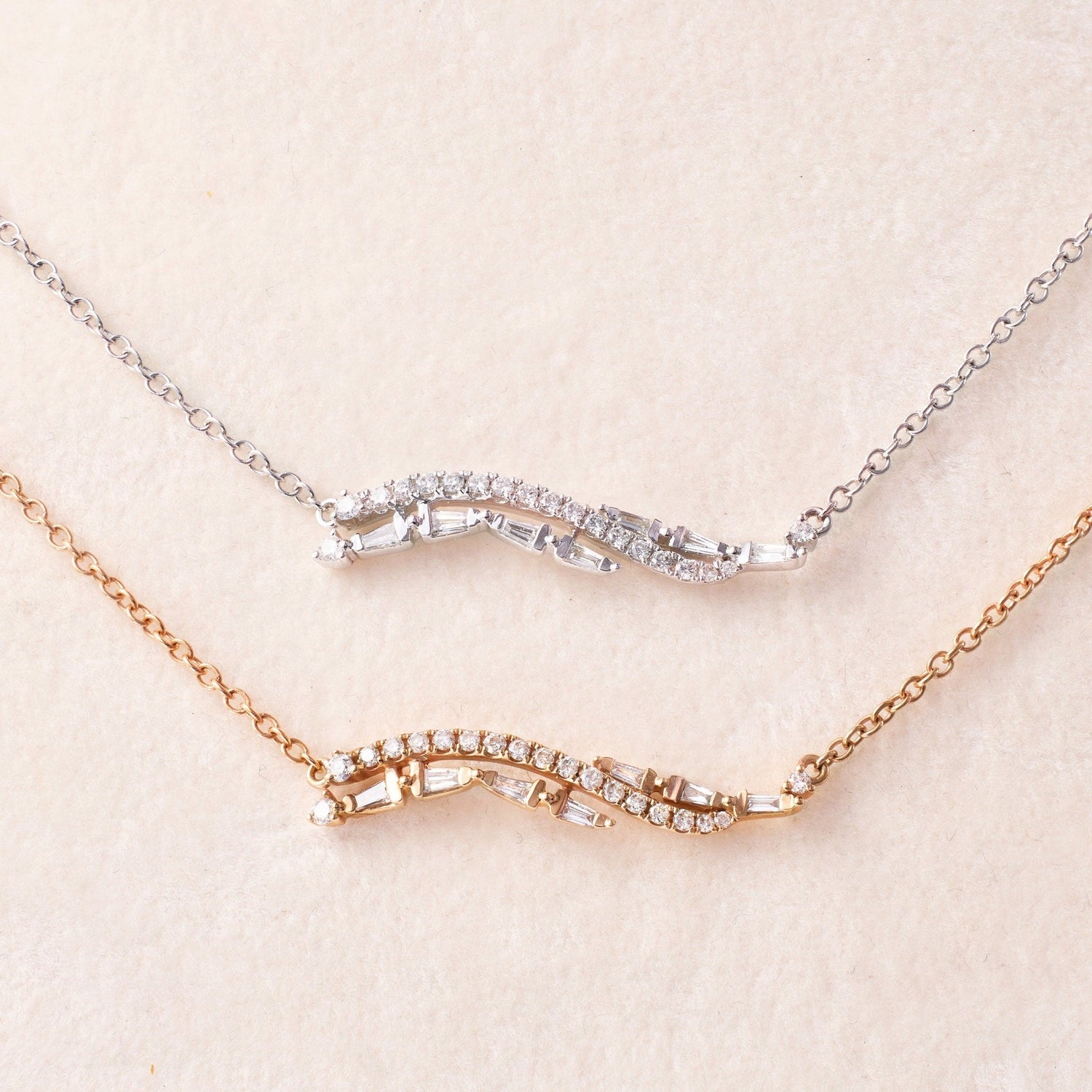 18K Gold Curved Necklace with Nature Diamond - Jewelry And Store