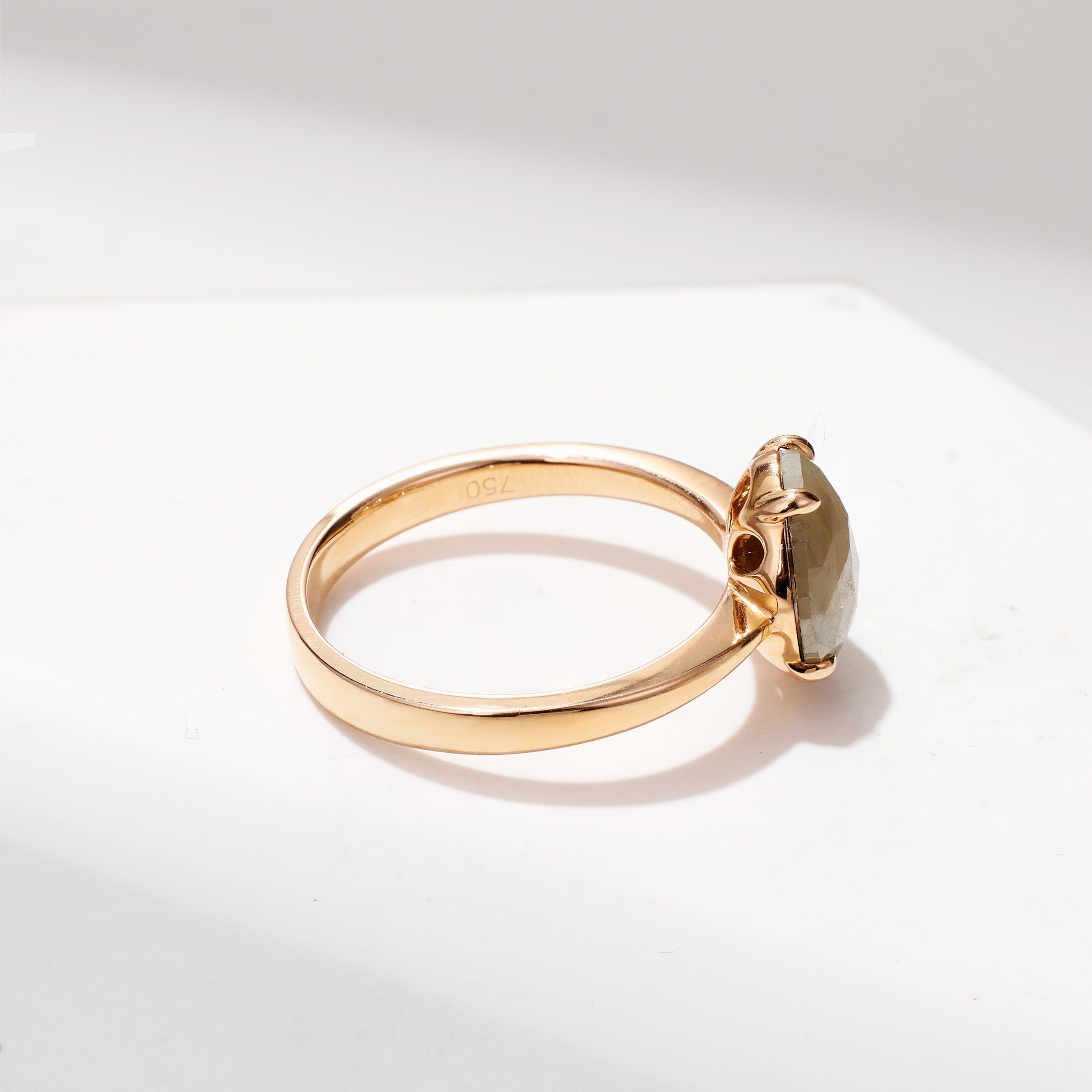 Raw Diamond Solitare Ring in 18K Gold