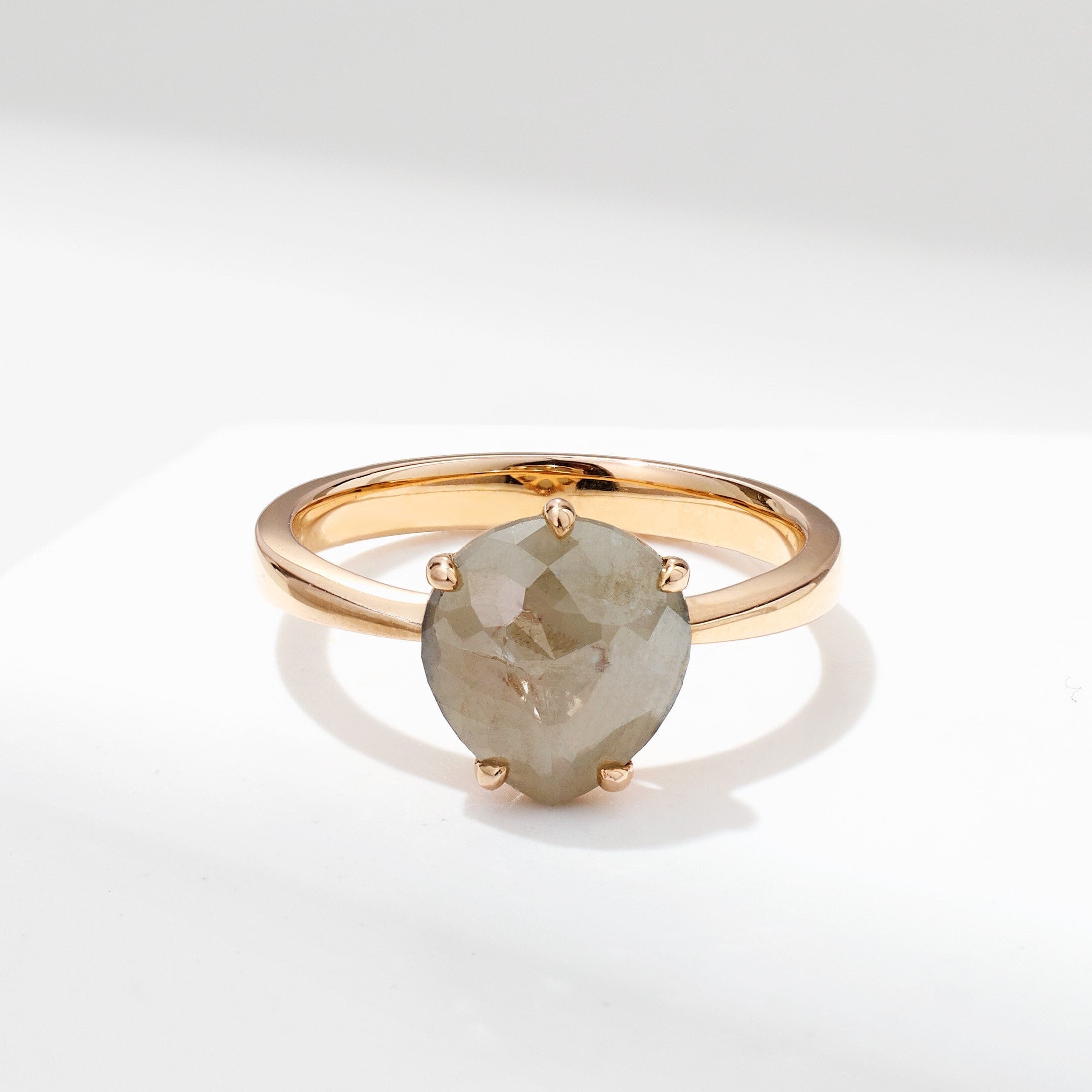 Raw Diamond Solitare Ring in 18K Gold