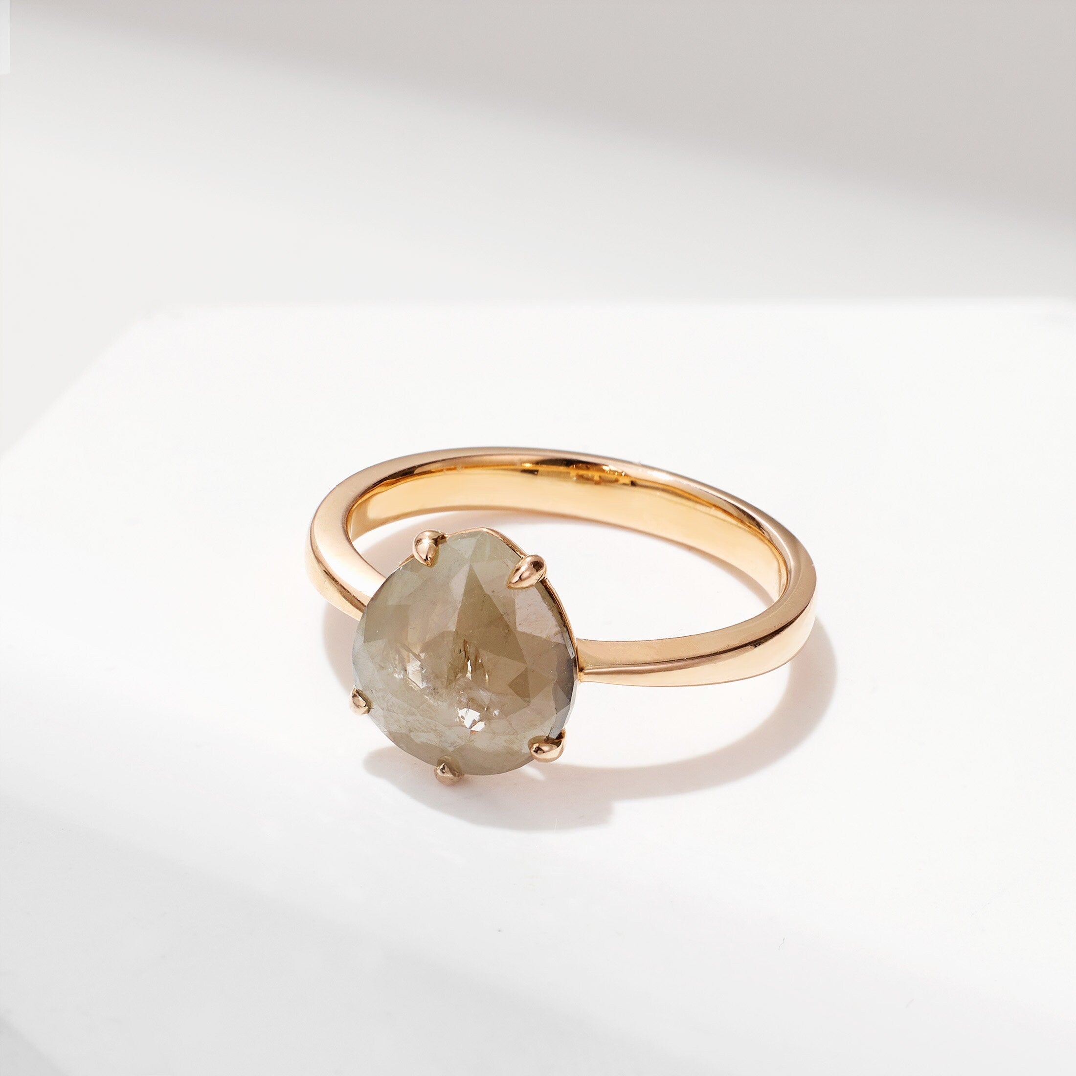 Raw Diamond Solitare Ring in 18K Gold