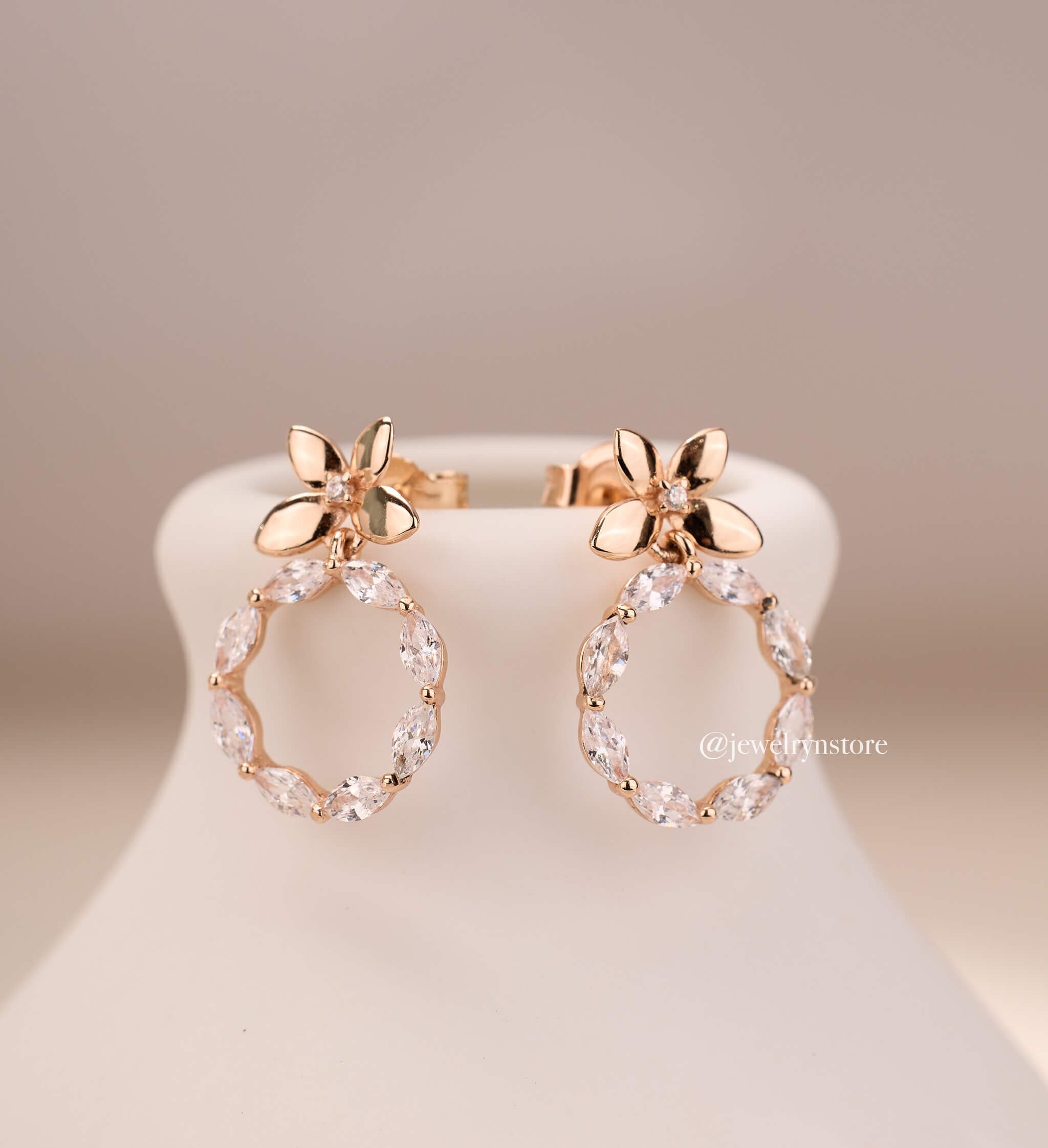 925 Silver Flower Wreath Earrings - Jewelry And Store