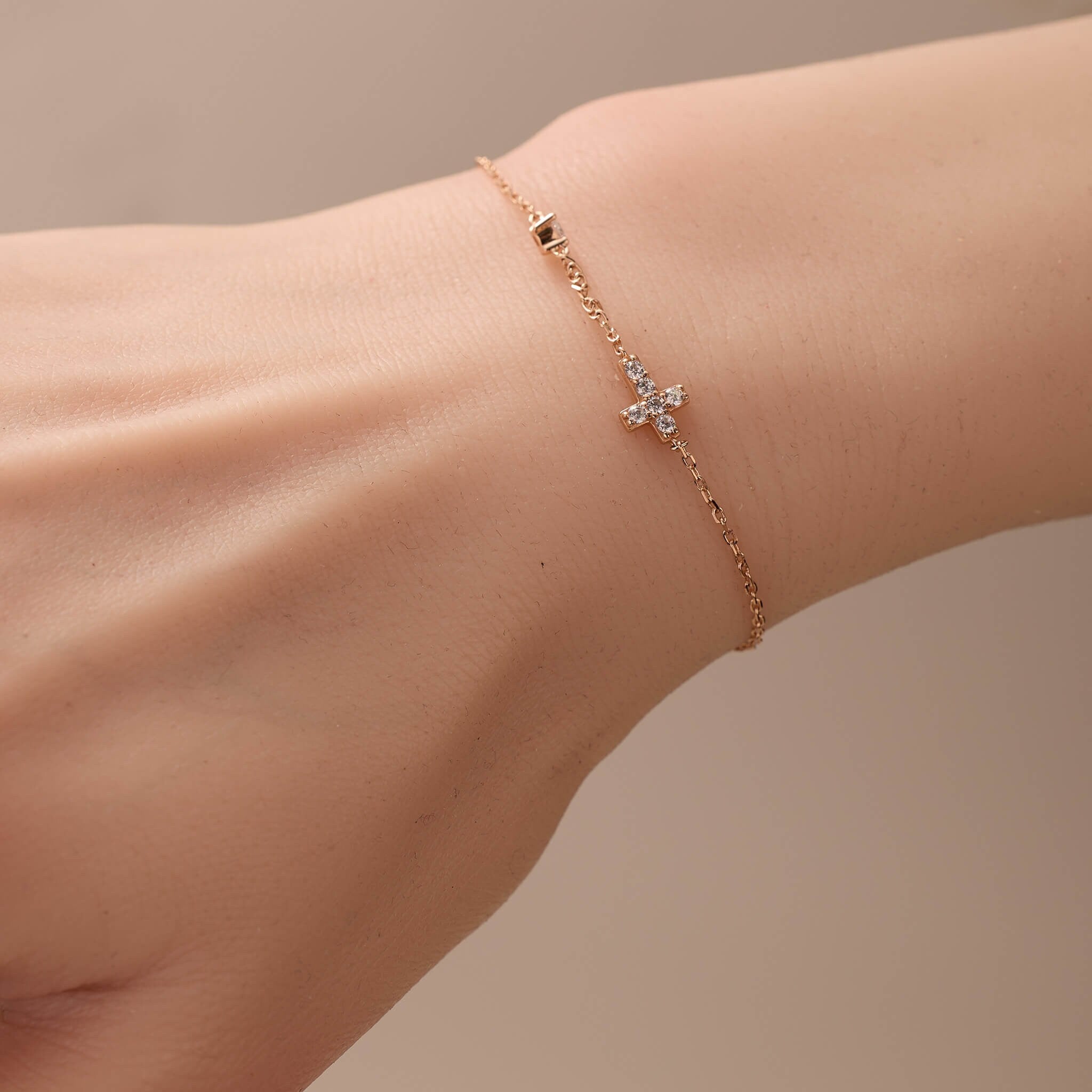 925 Silver Minimalist Cross Bracelet