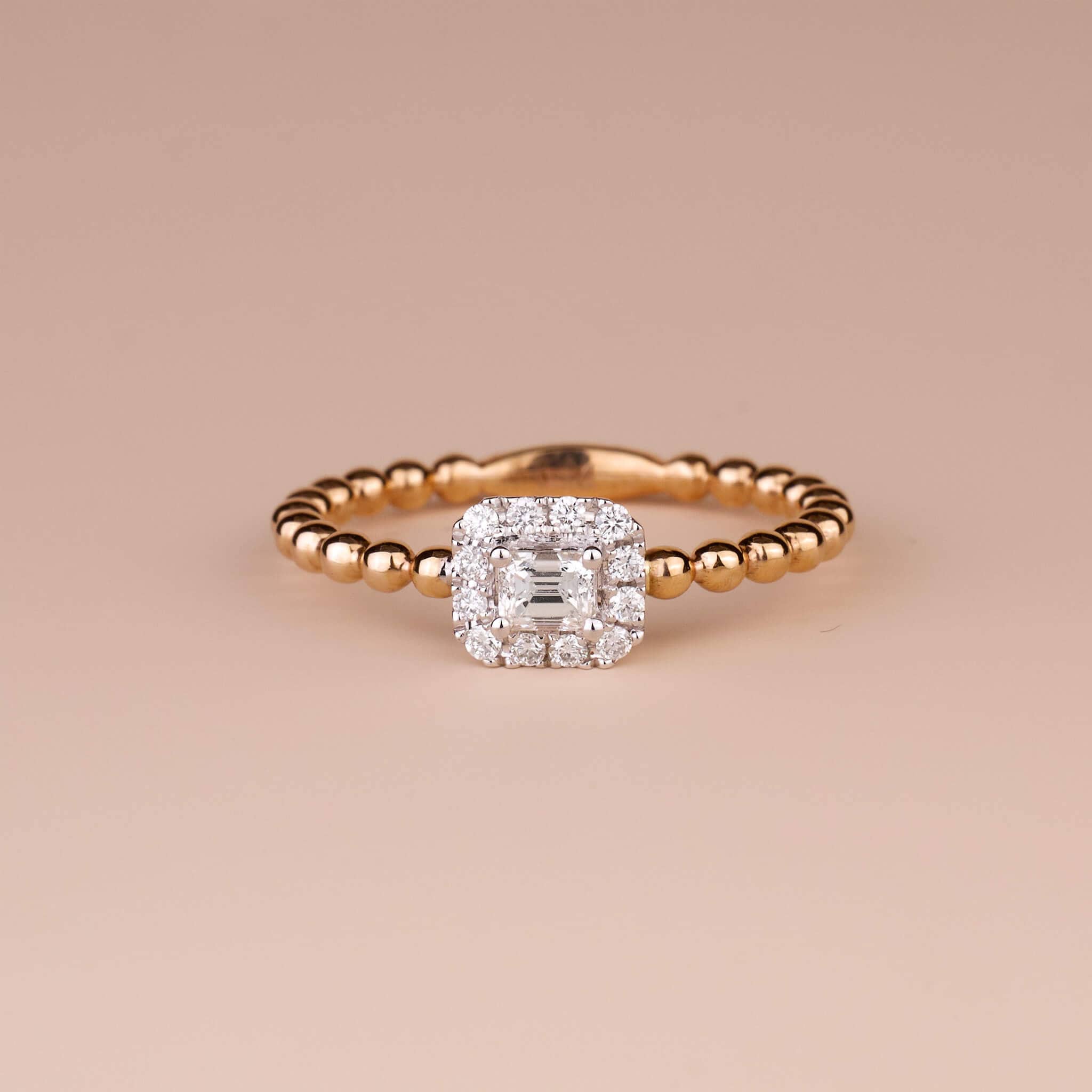 Emerald Diamond Engagement Ring in 18K Gold
