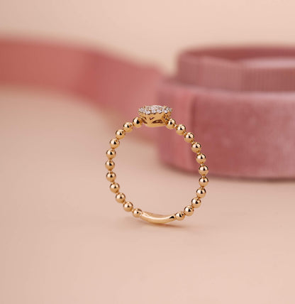 18K Gold Unique Heart-shape Diamond Engagement Ring