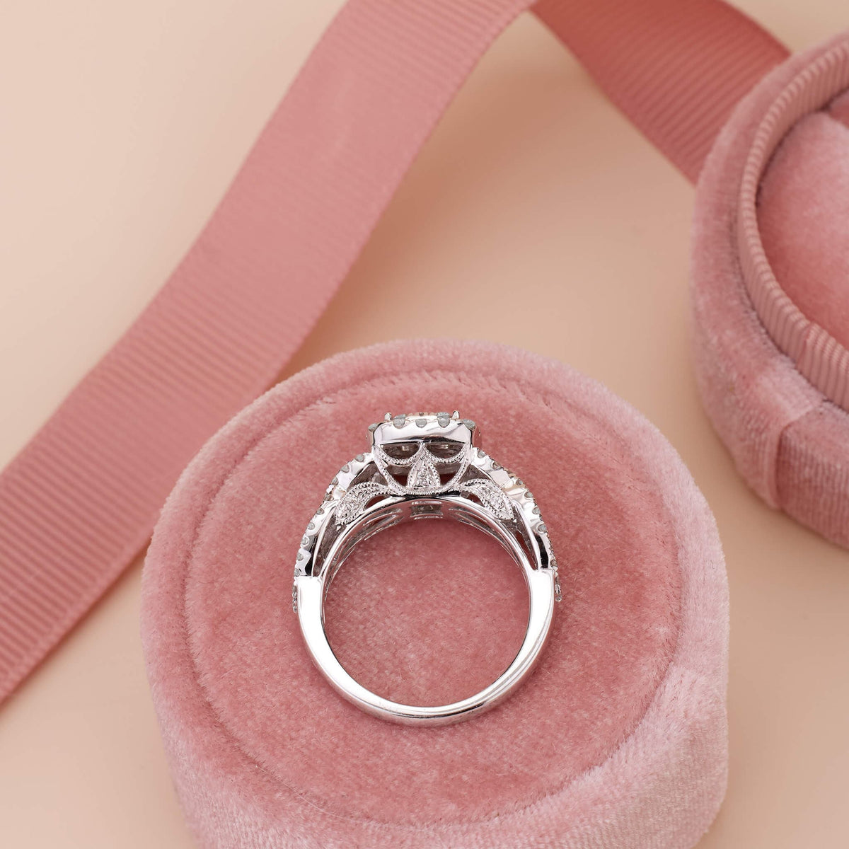 1.13 ct.tw. Vintage - styled Diamond Halo Ring in 14K Gold - Jewelry And Store