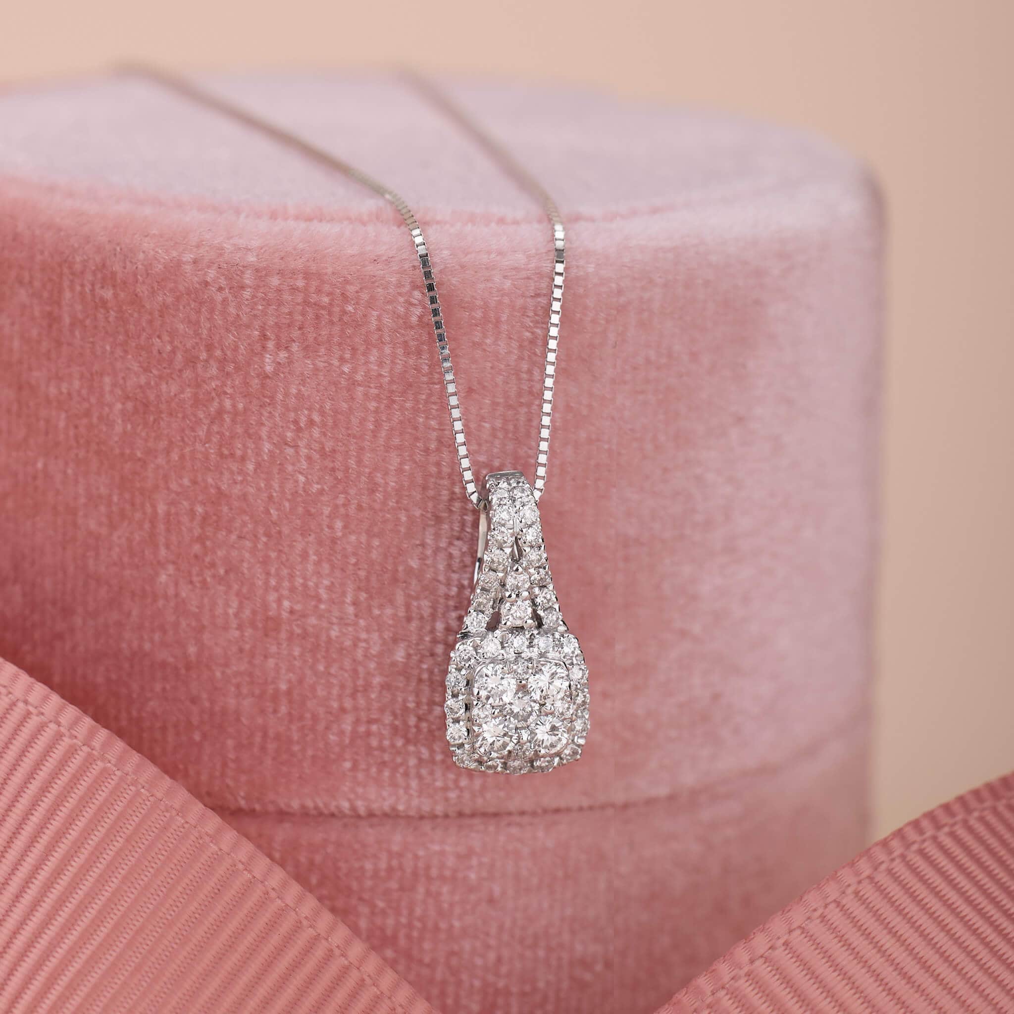 0.31 ct.tw. Natural Diamond Pendant - Jewelry And Store