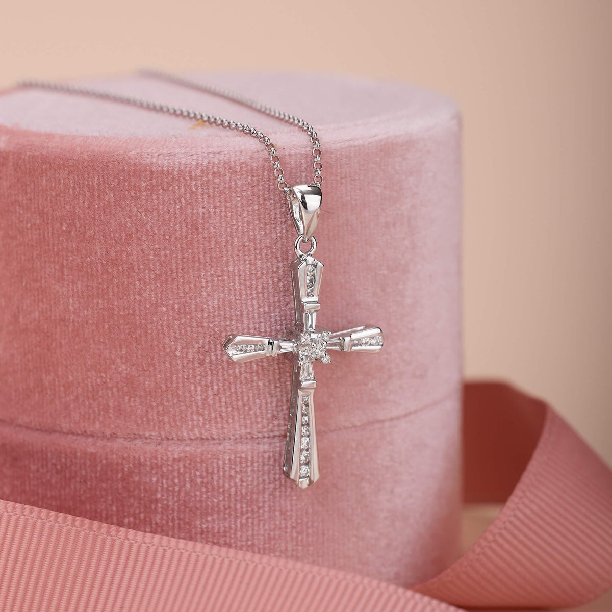 18K Gold Vintage - Styled Cross Pendant with Natural Diamond - Jewelry And Store