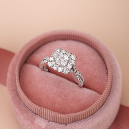 1.09 ct.tw.Classic Diamond Halo Ring