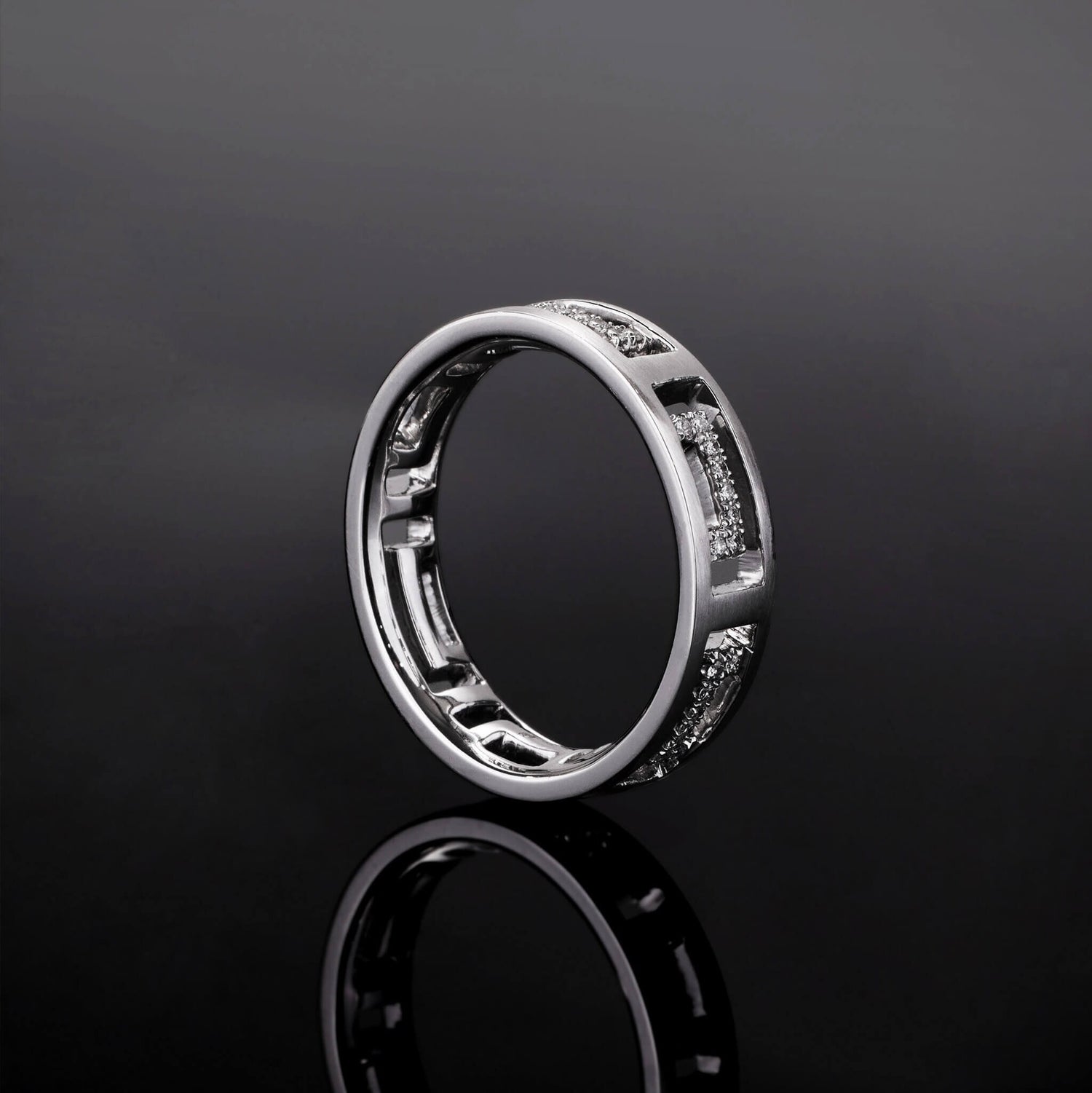 18K Gold Unisex Diamond Band Ring