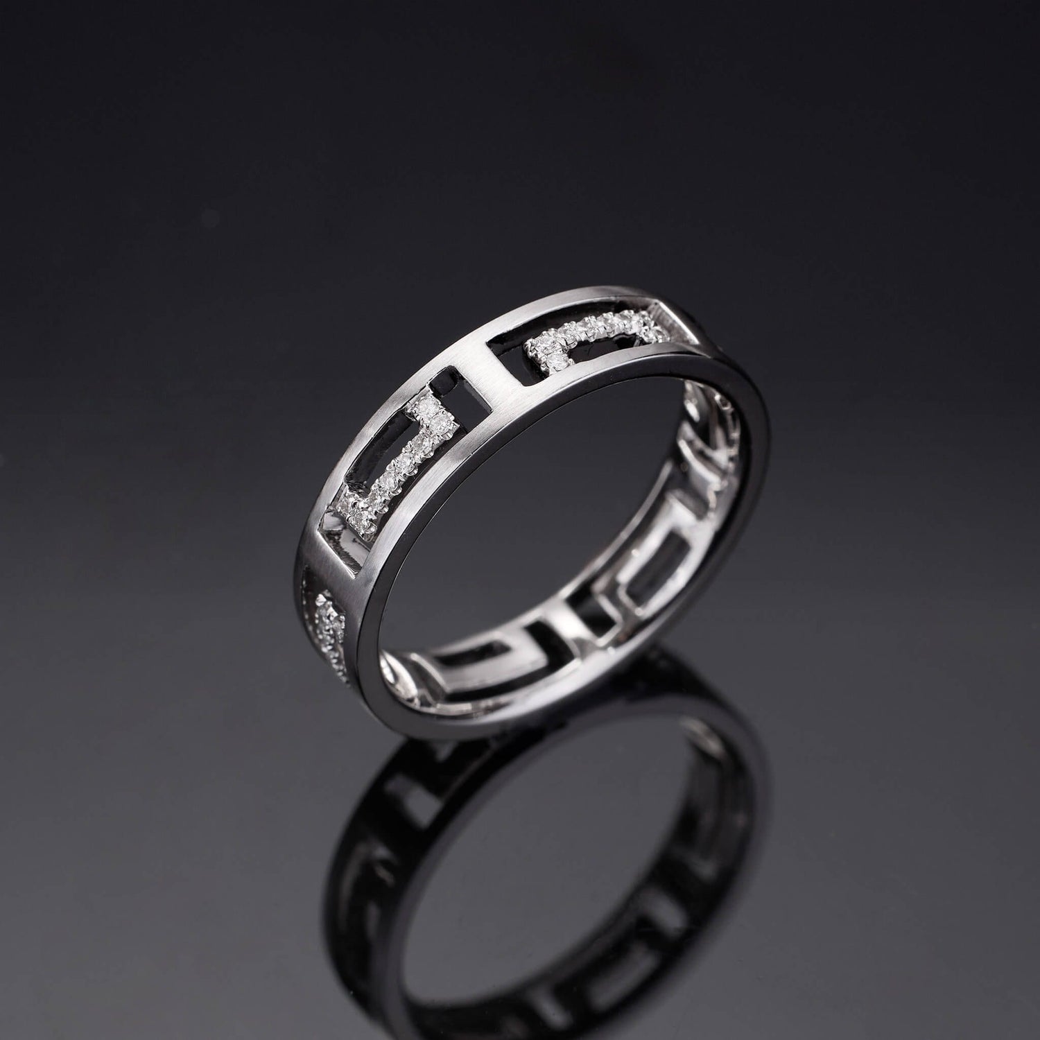 18K Gold Unisex Diamond Band Ring