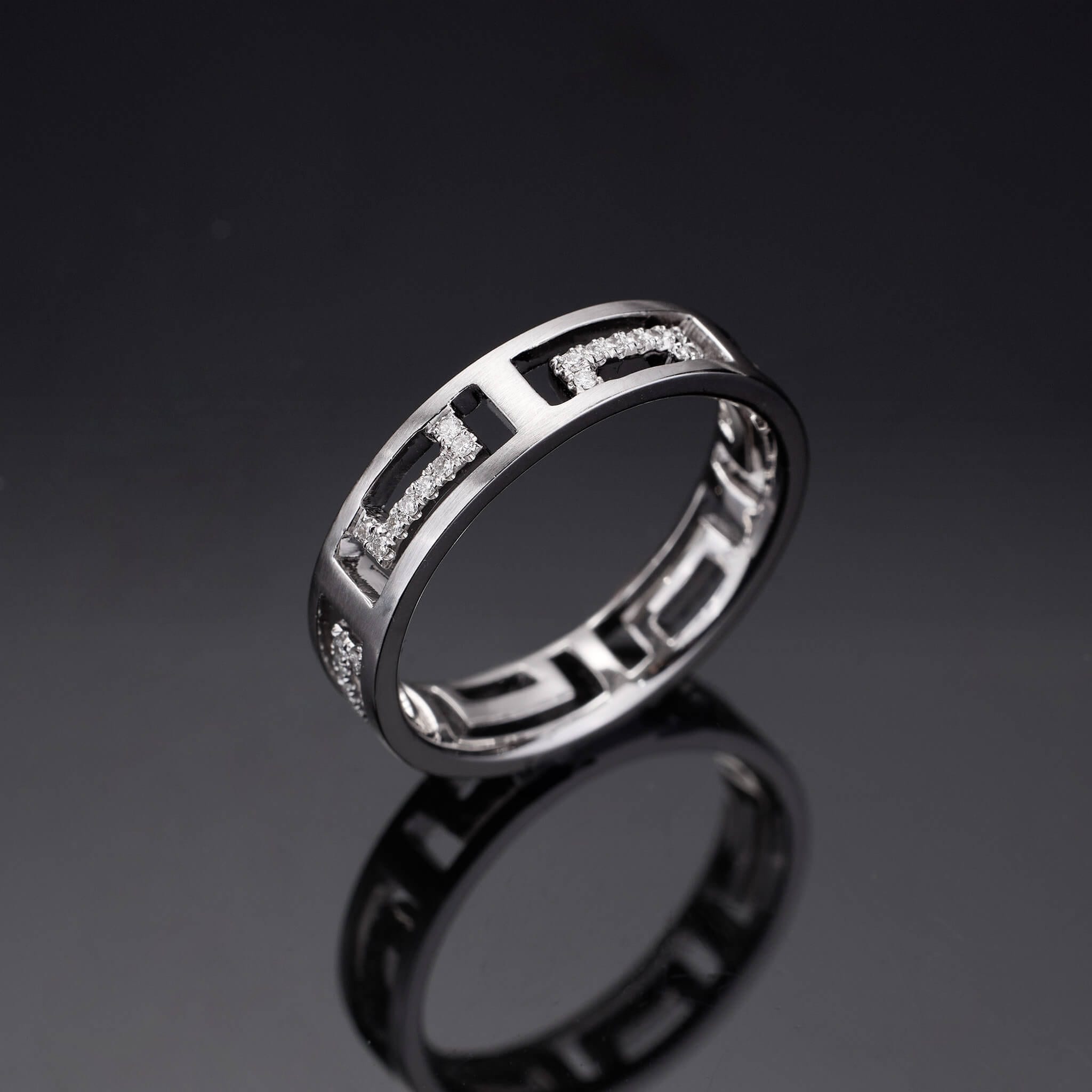 18K Gold Unisex Diamond Band Ring