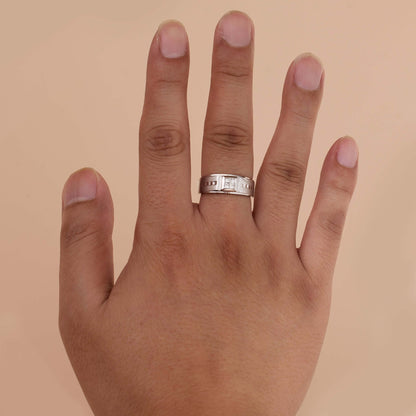 18K Gold Unisex Diamond Signet Ring - Jewelry And Store